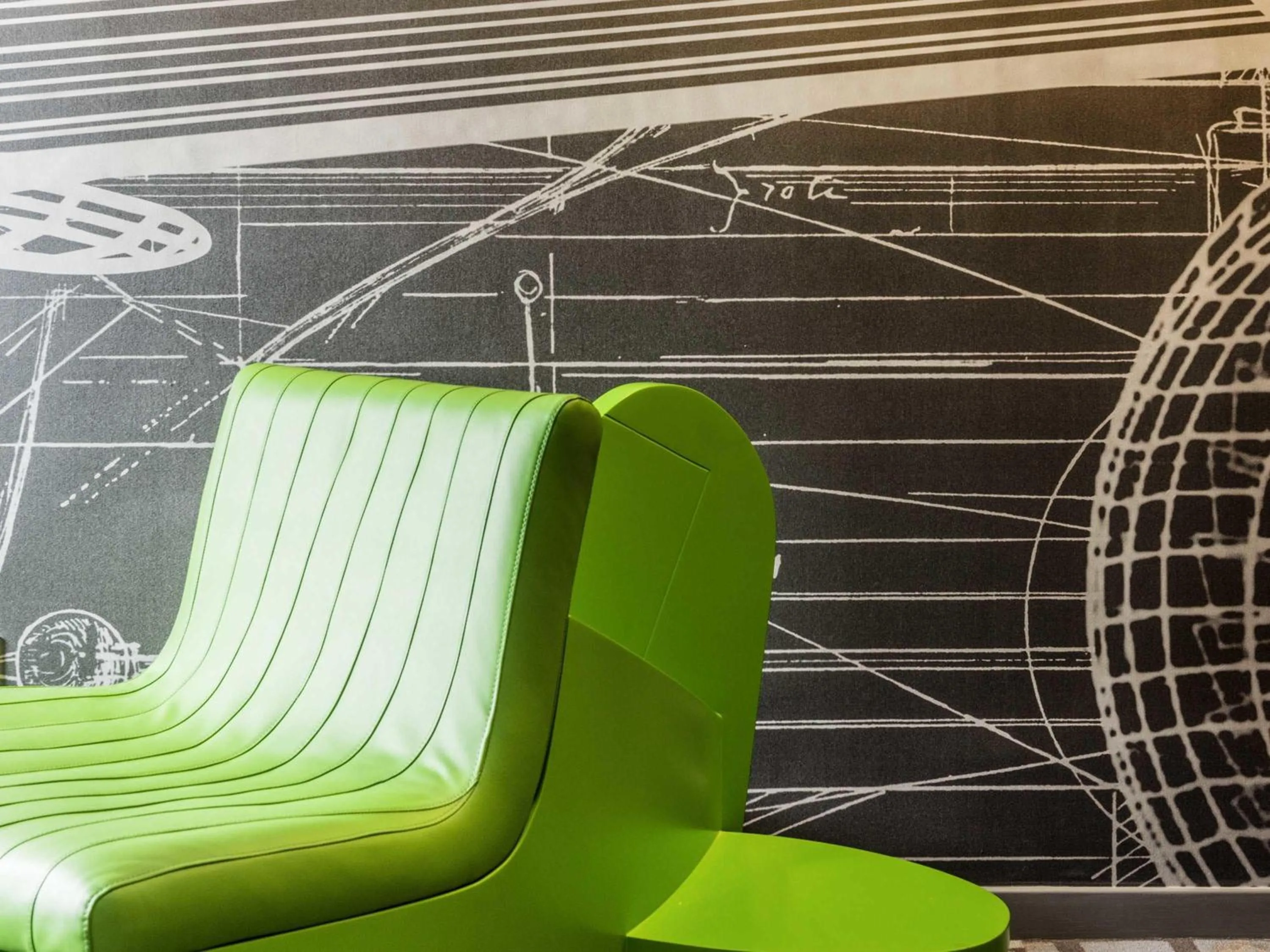 Property building in ibis Styles Paris Velizy