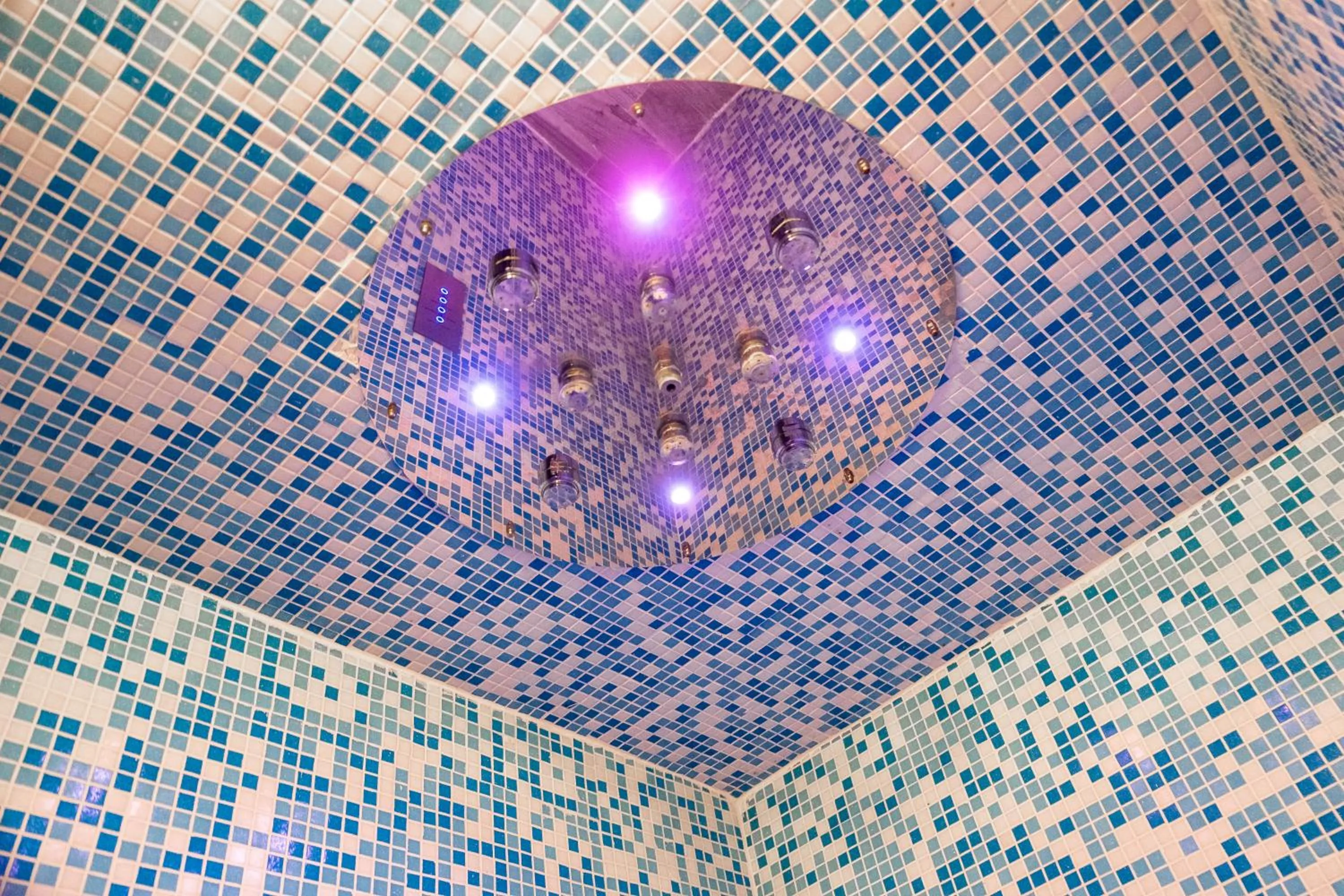 Spa and wellness centre/facilities in Atmosphere Hotel