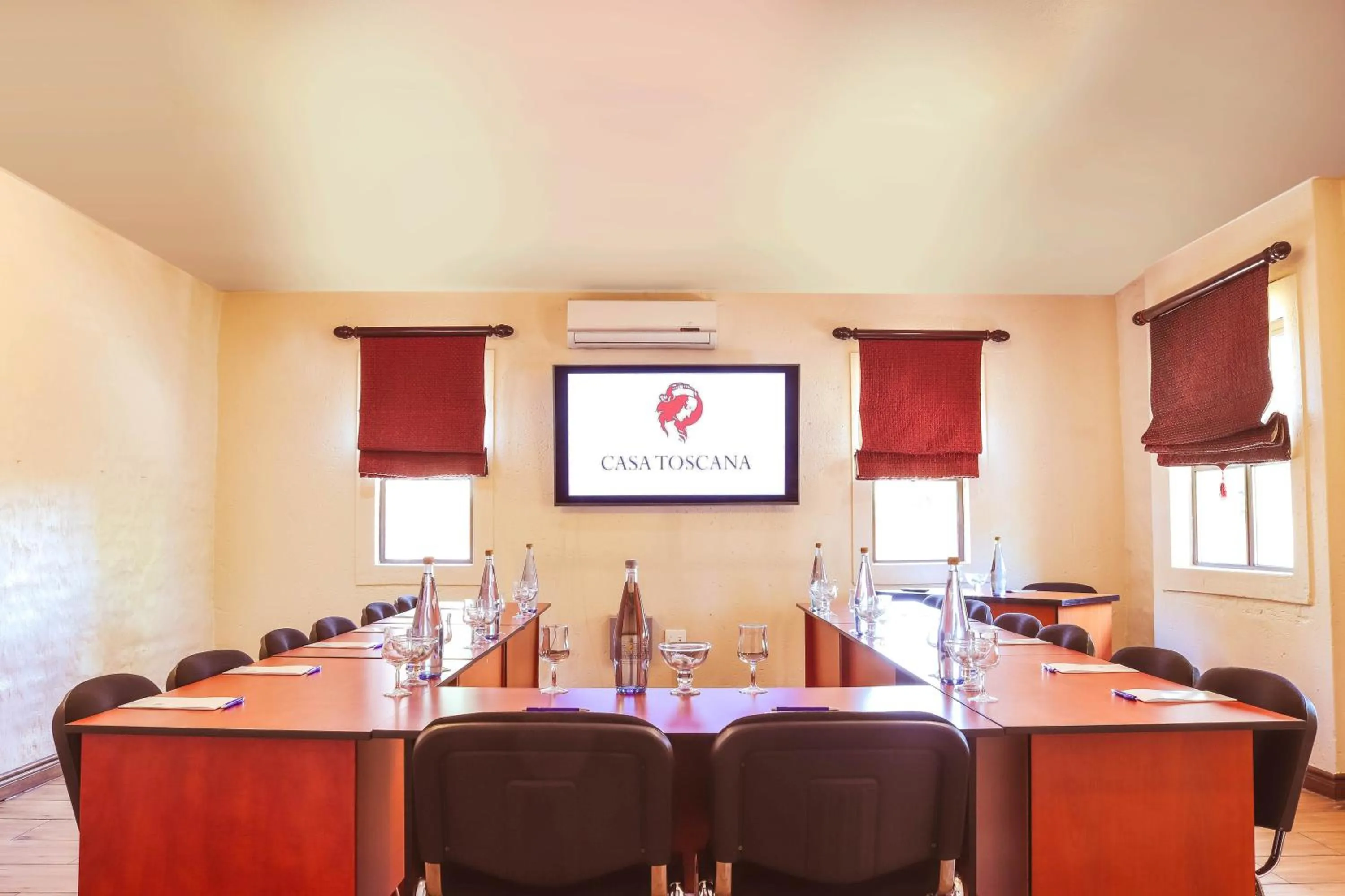 Business facilities in Casa Toscana Lodge