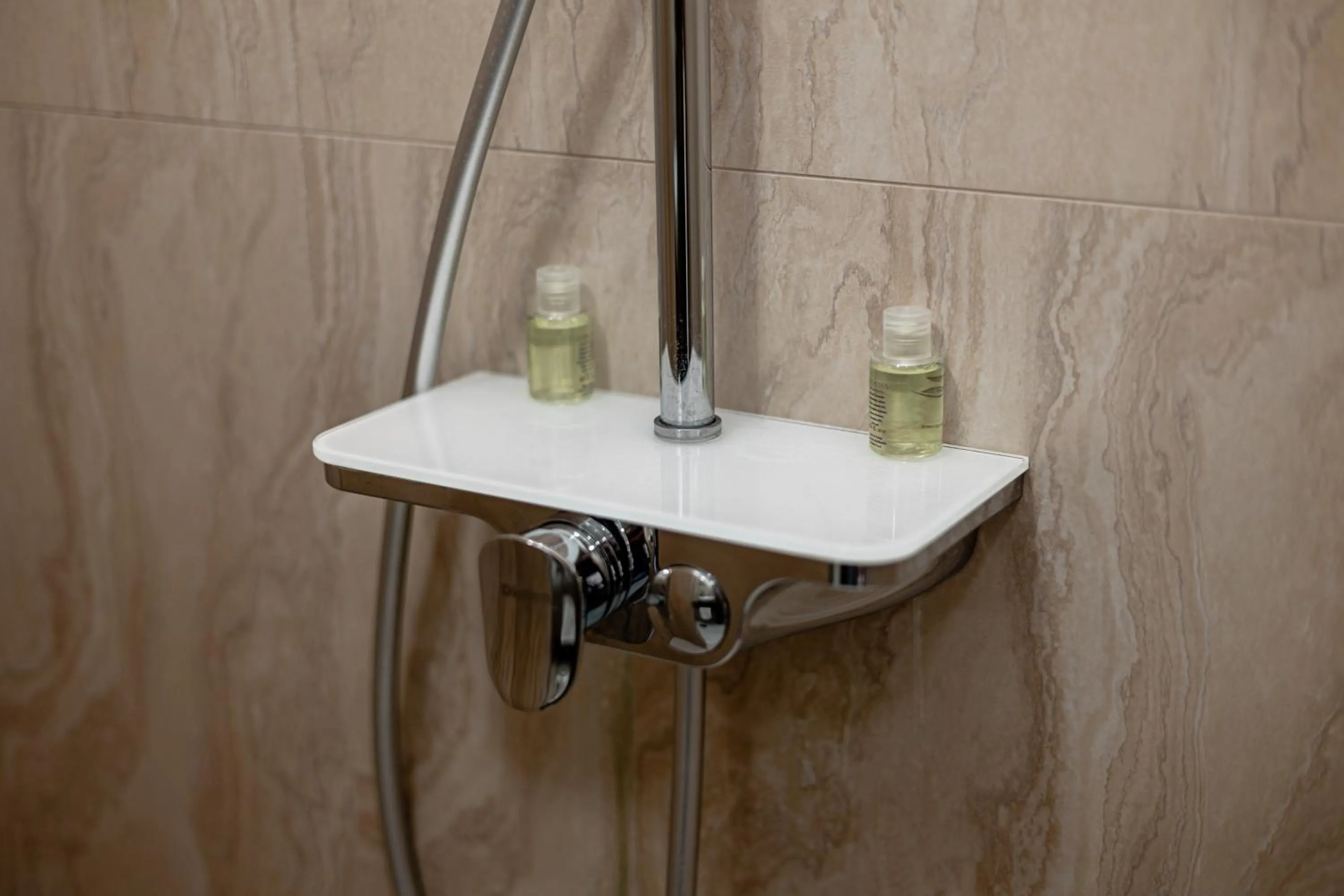 Shower in ForS Resort & Spa