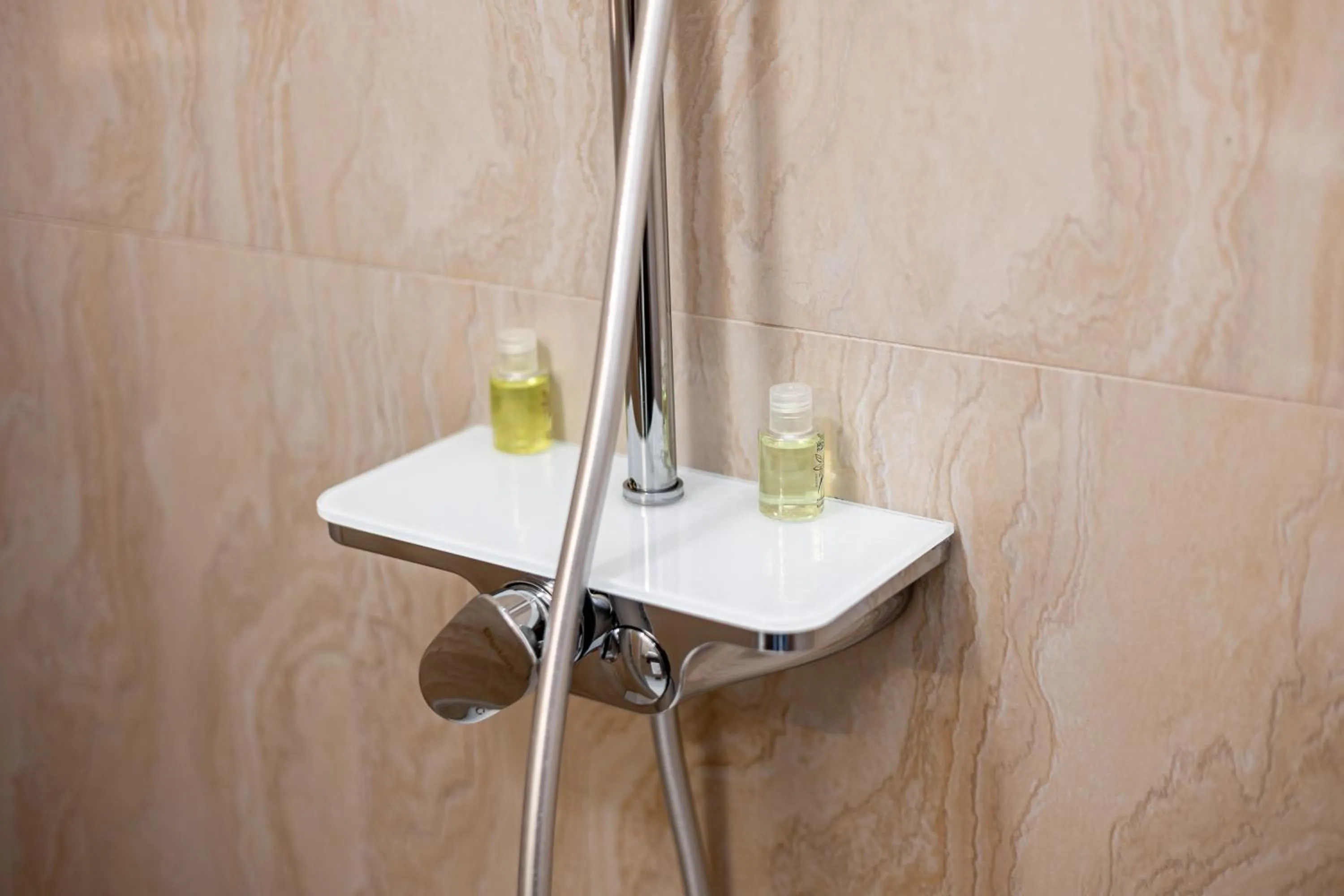 Shower in ForS Resort & Spa