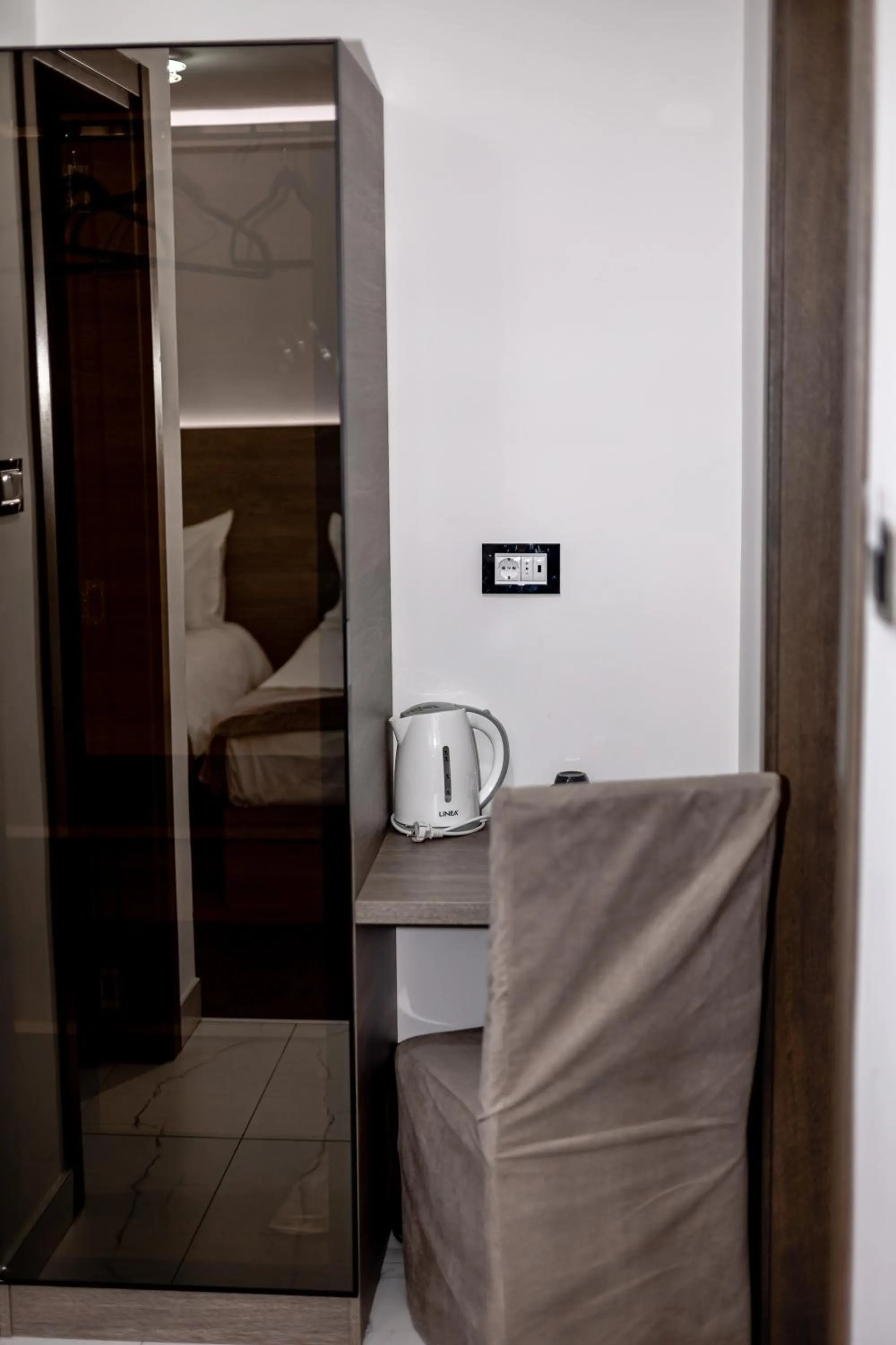 Coffee/tea facilities in ForS Resort & Spa