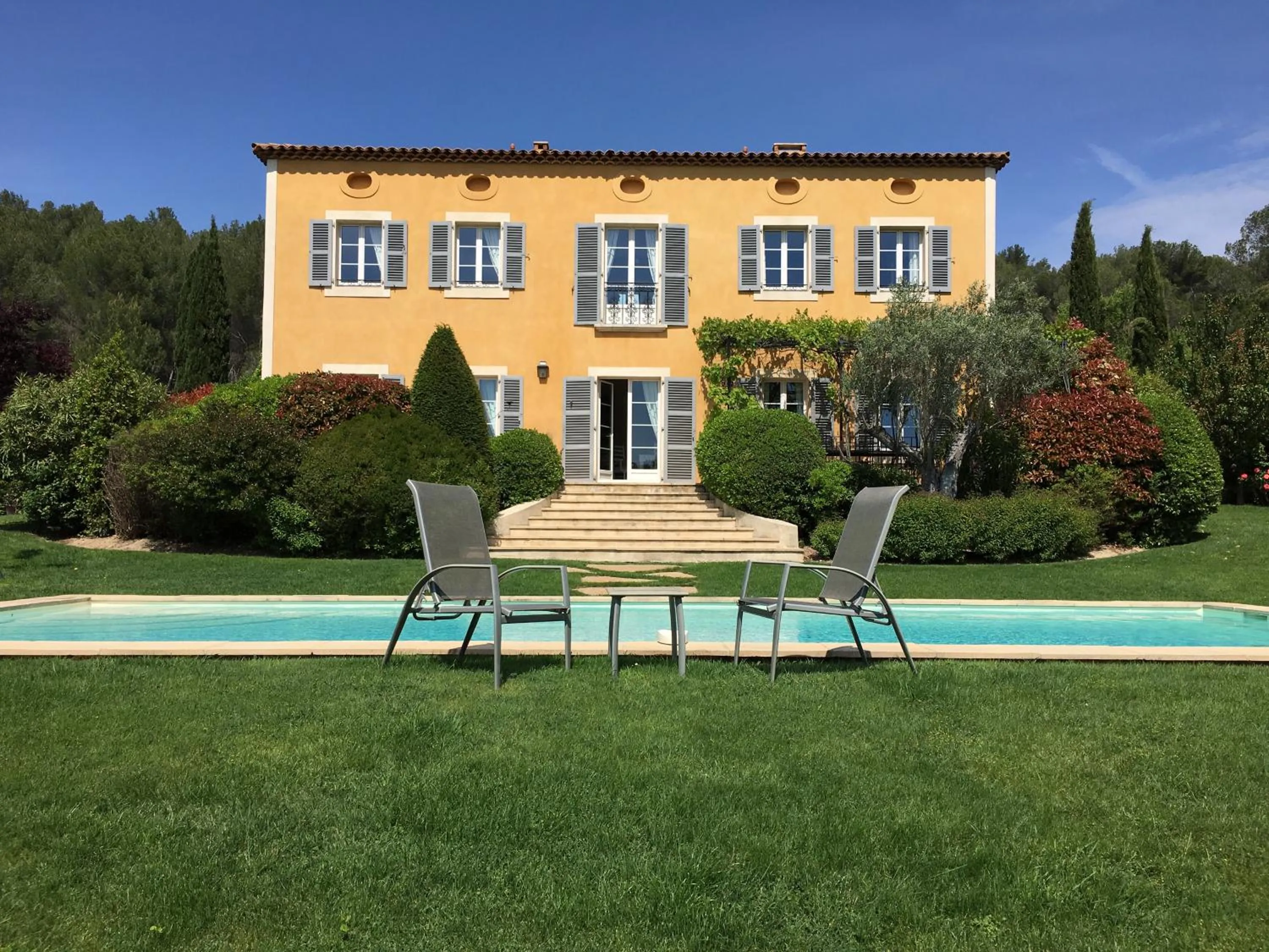 Facade/entrance in La Bastide Tara