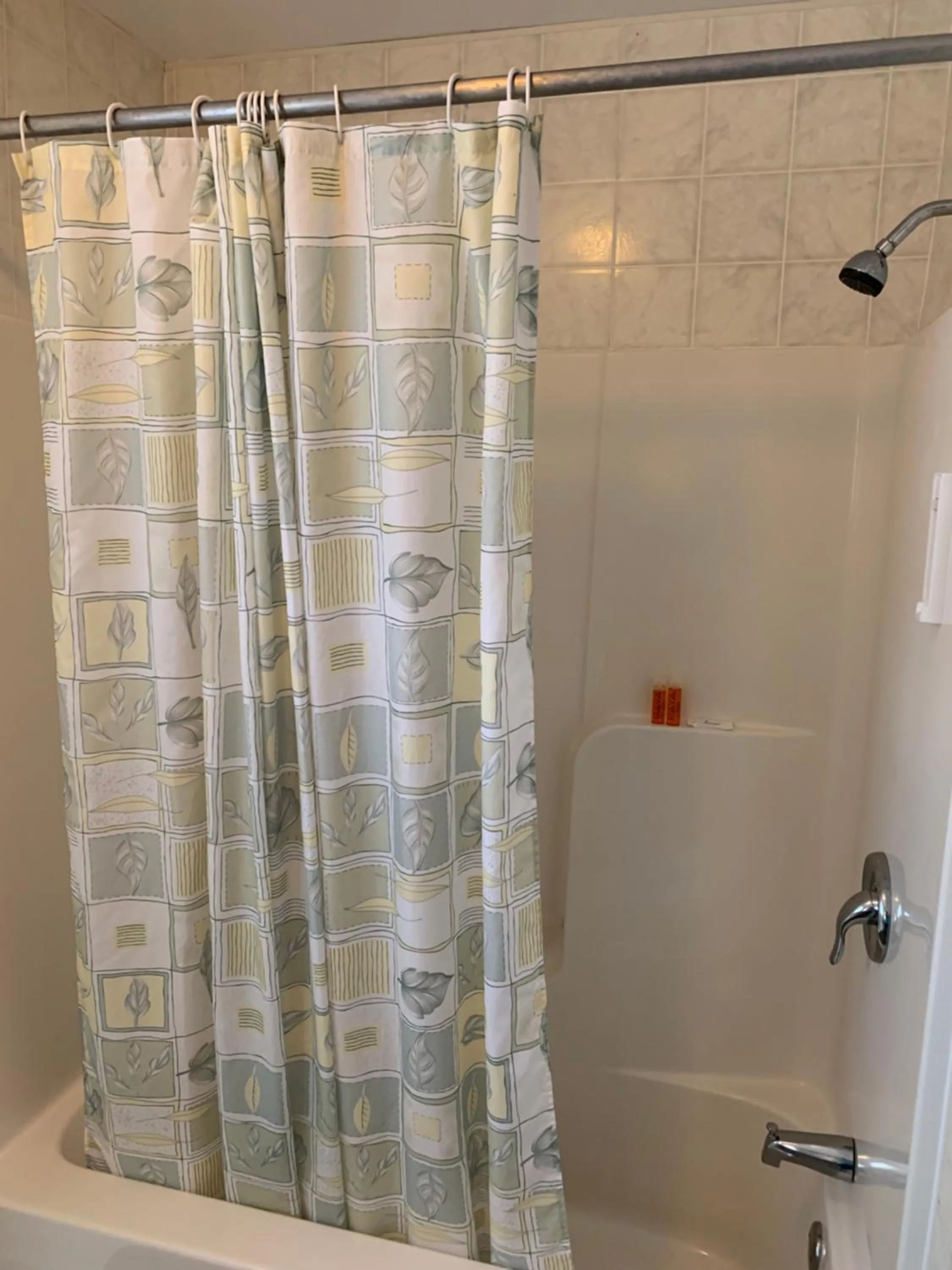 Bathroom in The Silver Birch Motel