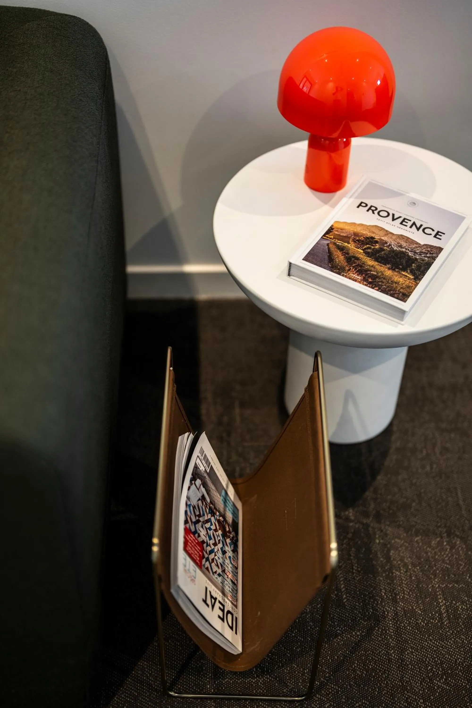 Property building in Le Relais de Saint de Ser