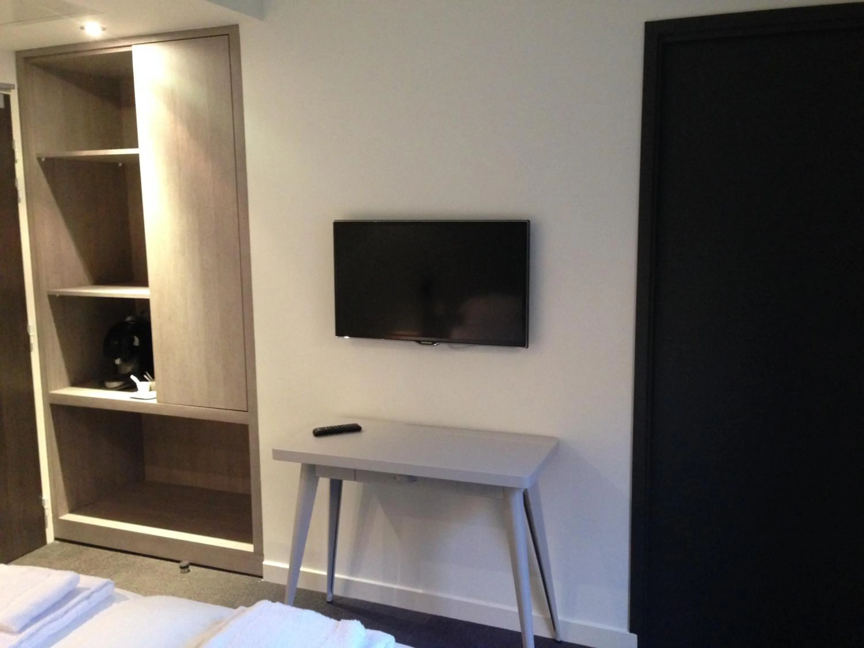 Double Room with Terrace in Le Relais de Saint de Ser