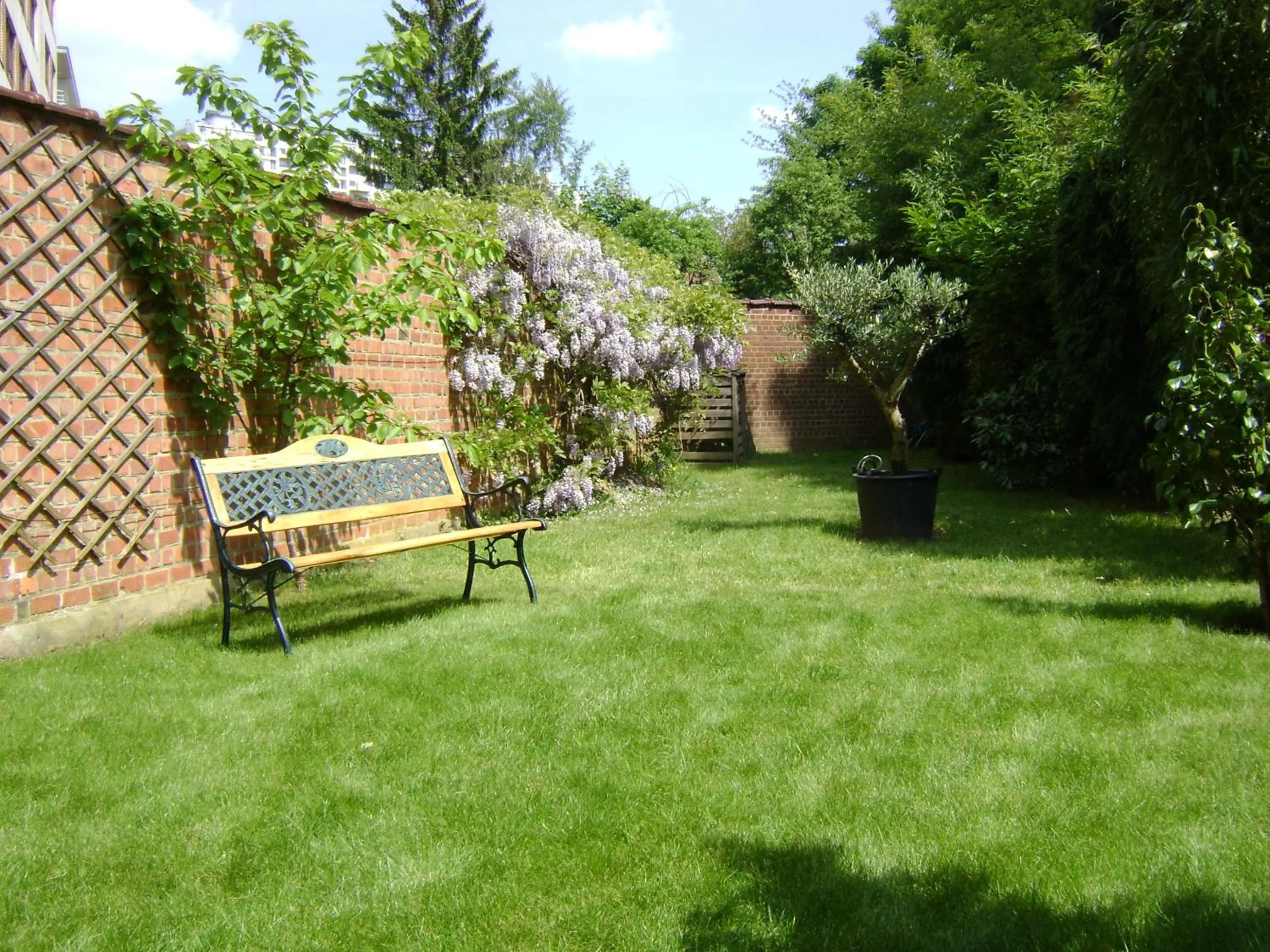 Garden in Brigitte & Alain