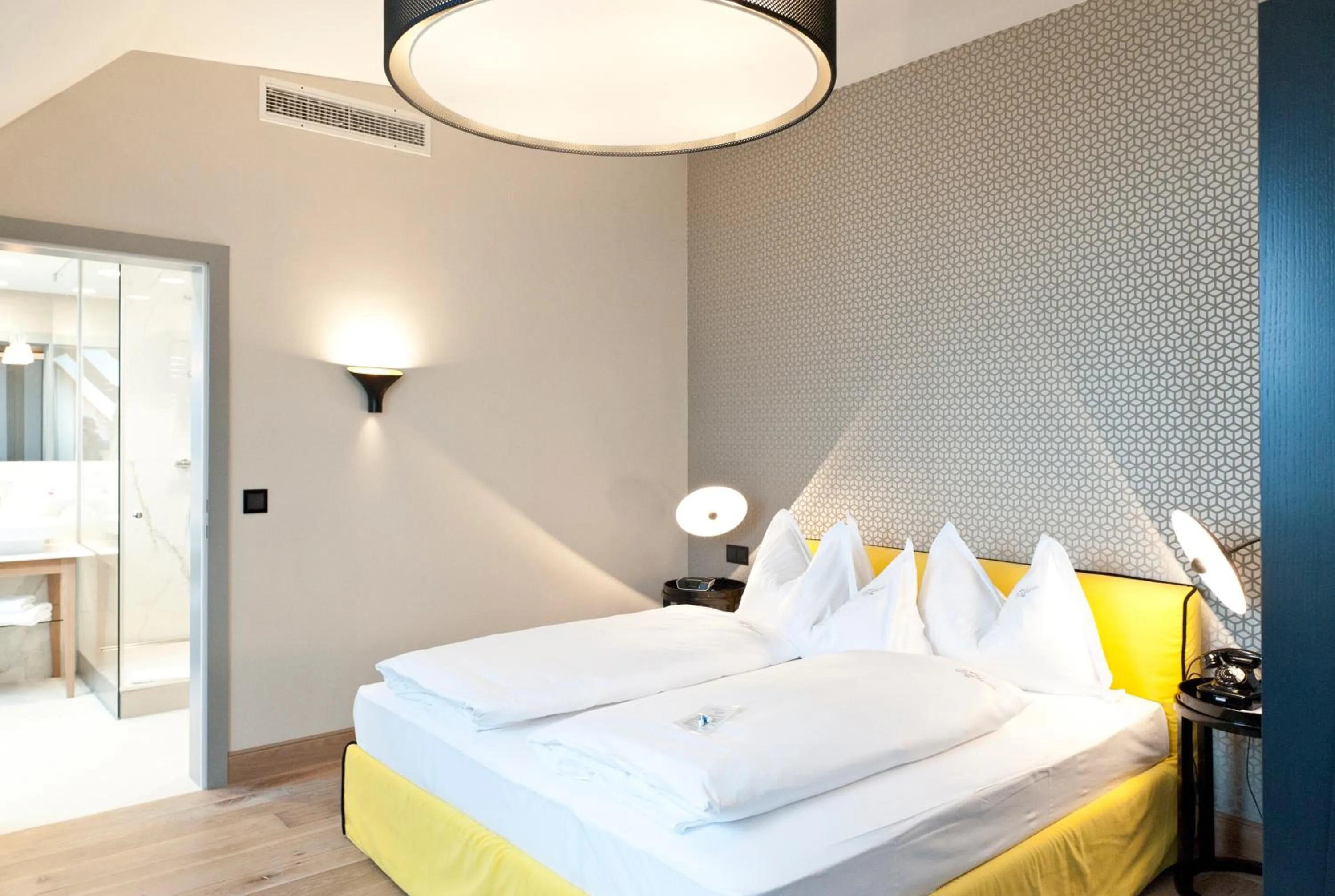 Photo of the whole room, Bed in Hotel Beethoven Wien