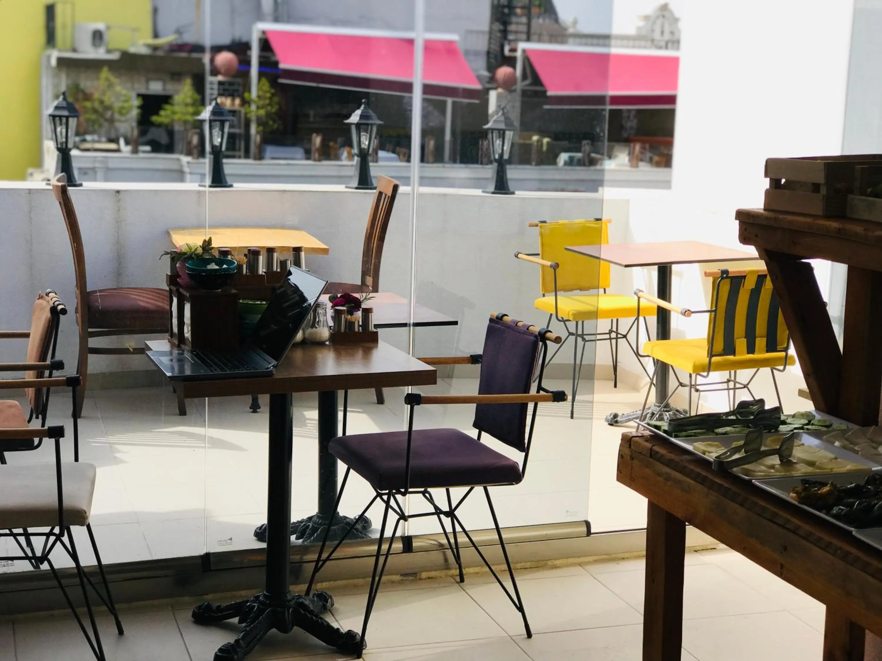 Patio in La Mer Boutique Hotel