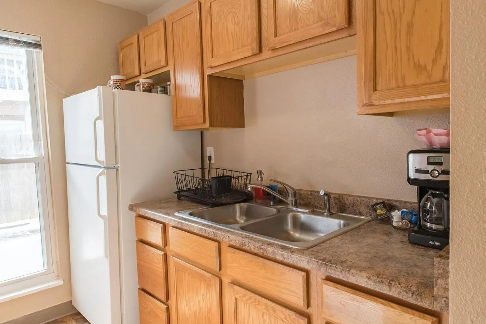 Kitchen or kitchenette in Mountain Song