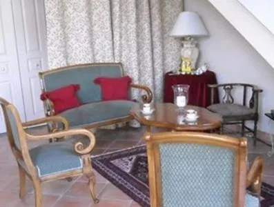 Communal lounge/ TV room in La Milane