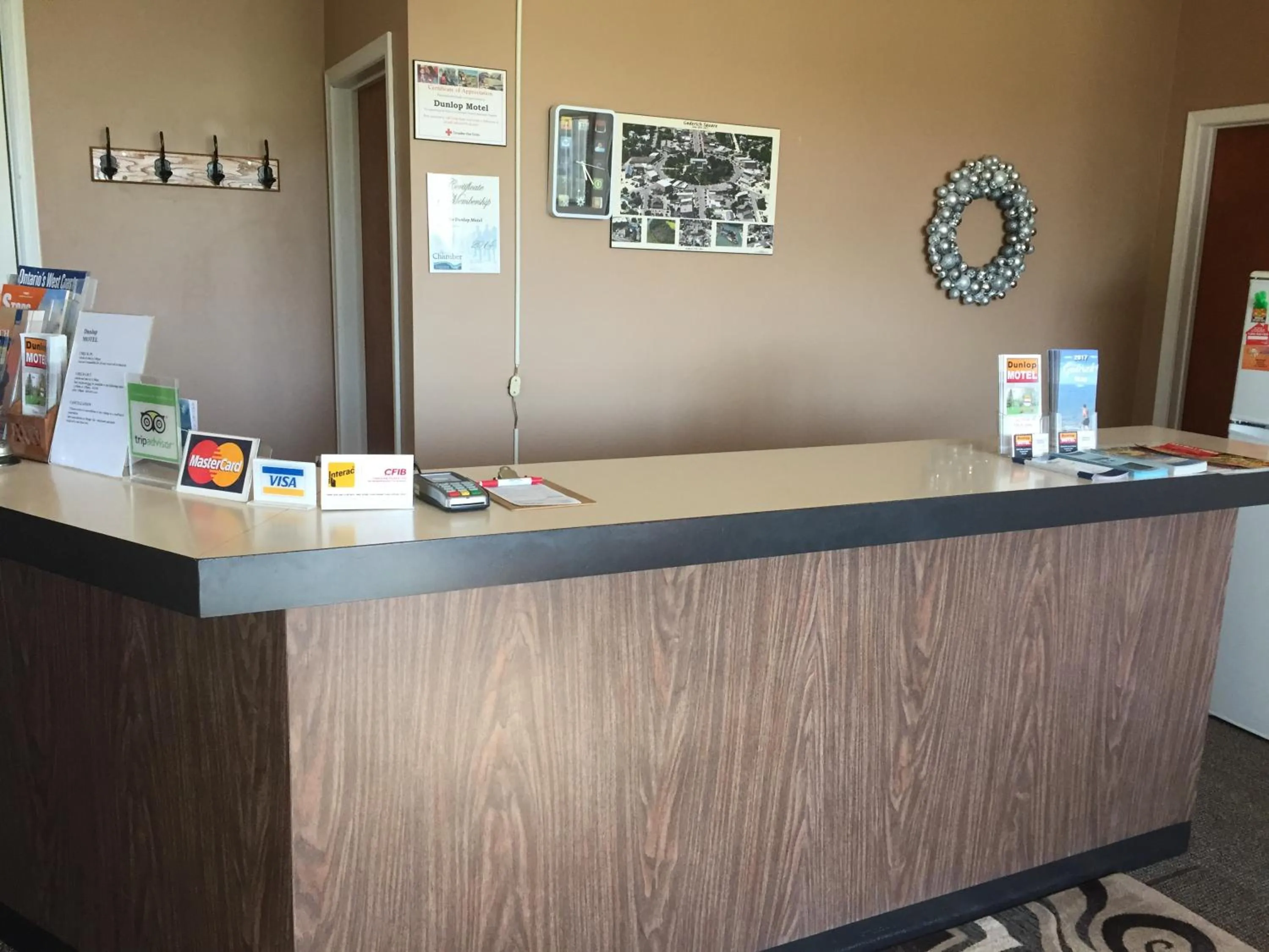 Lobby or reception in Dunlop Motel