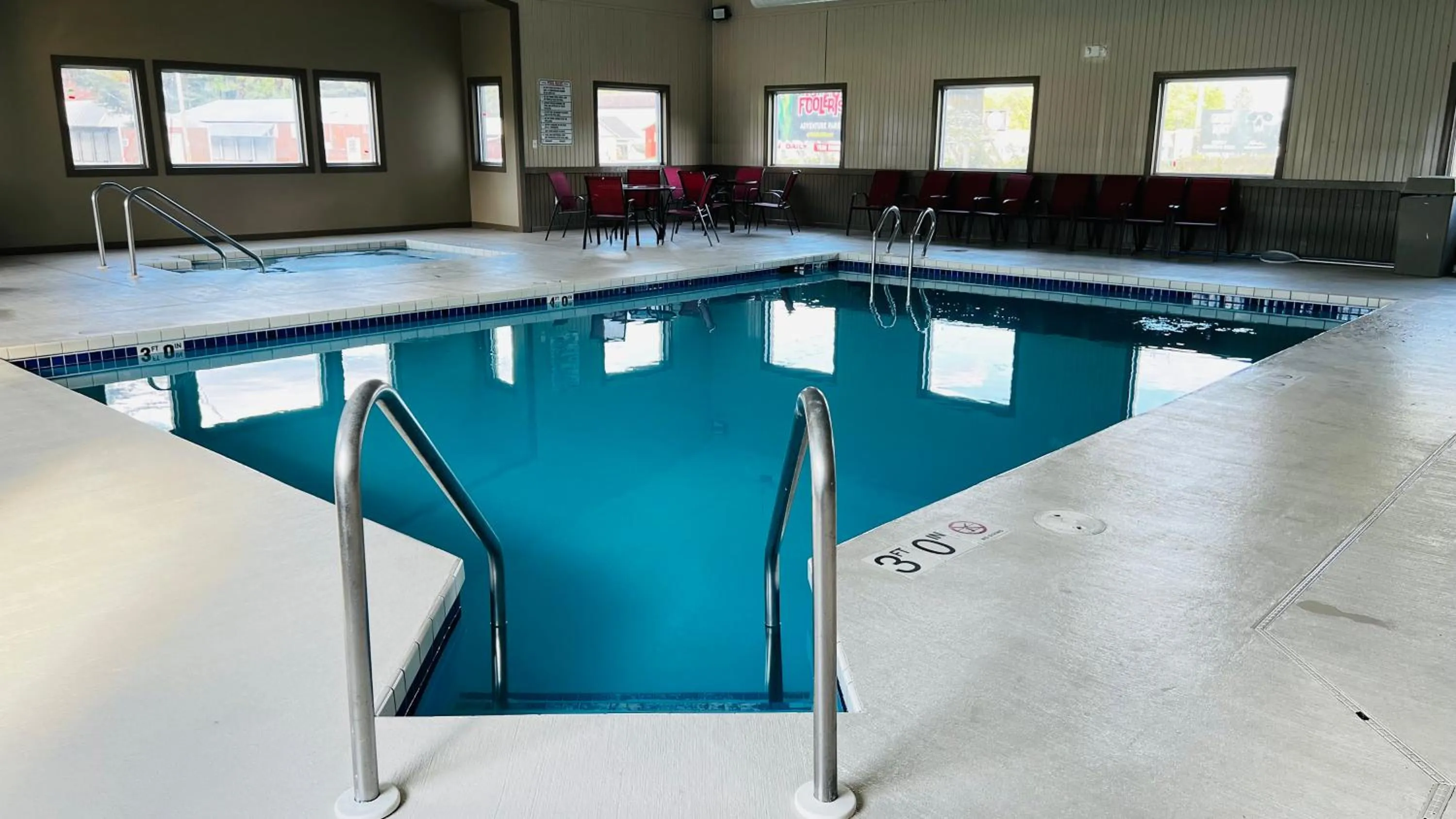Swimming pool in Americas Best Value Inn Wisconsin Dells-Lake Delton - Newly renovated