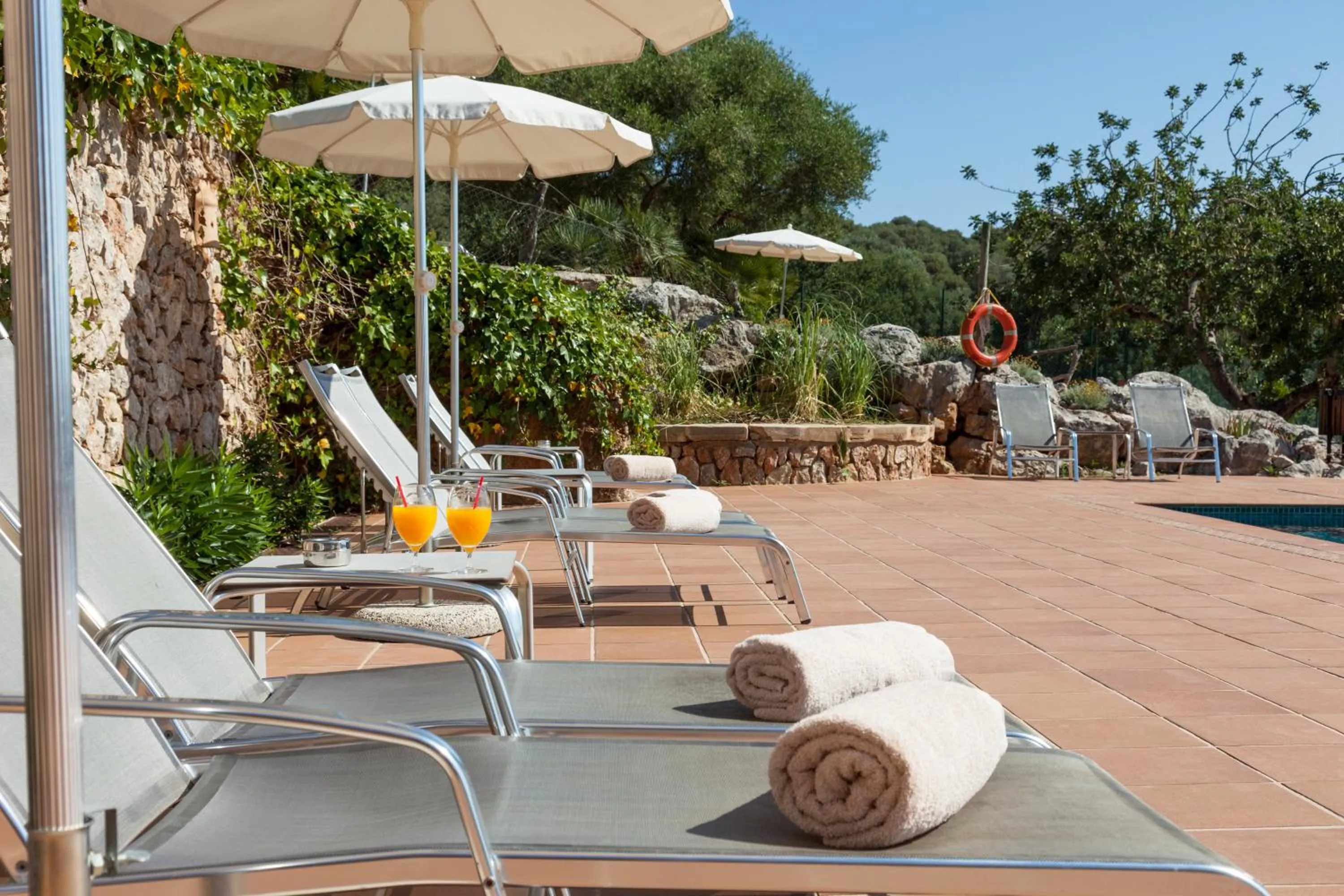 Decorative detail in Hotel Llenaire