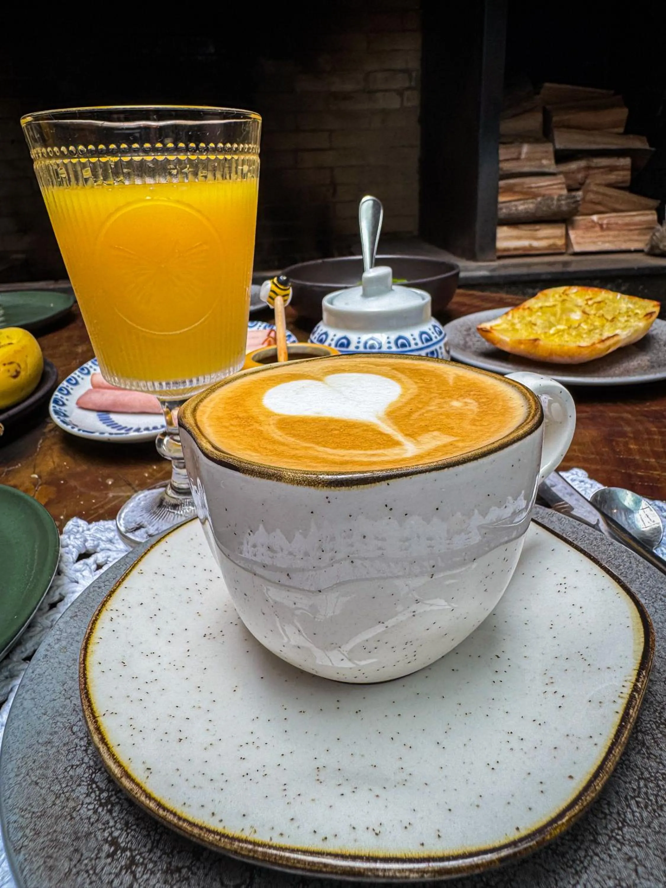 Breakfast in Hotel Giardino Di Pietra