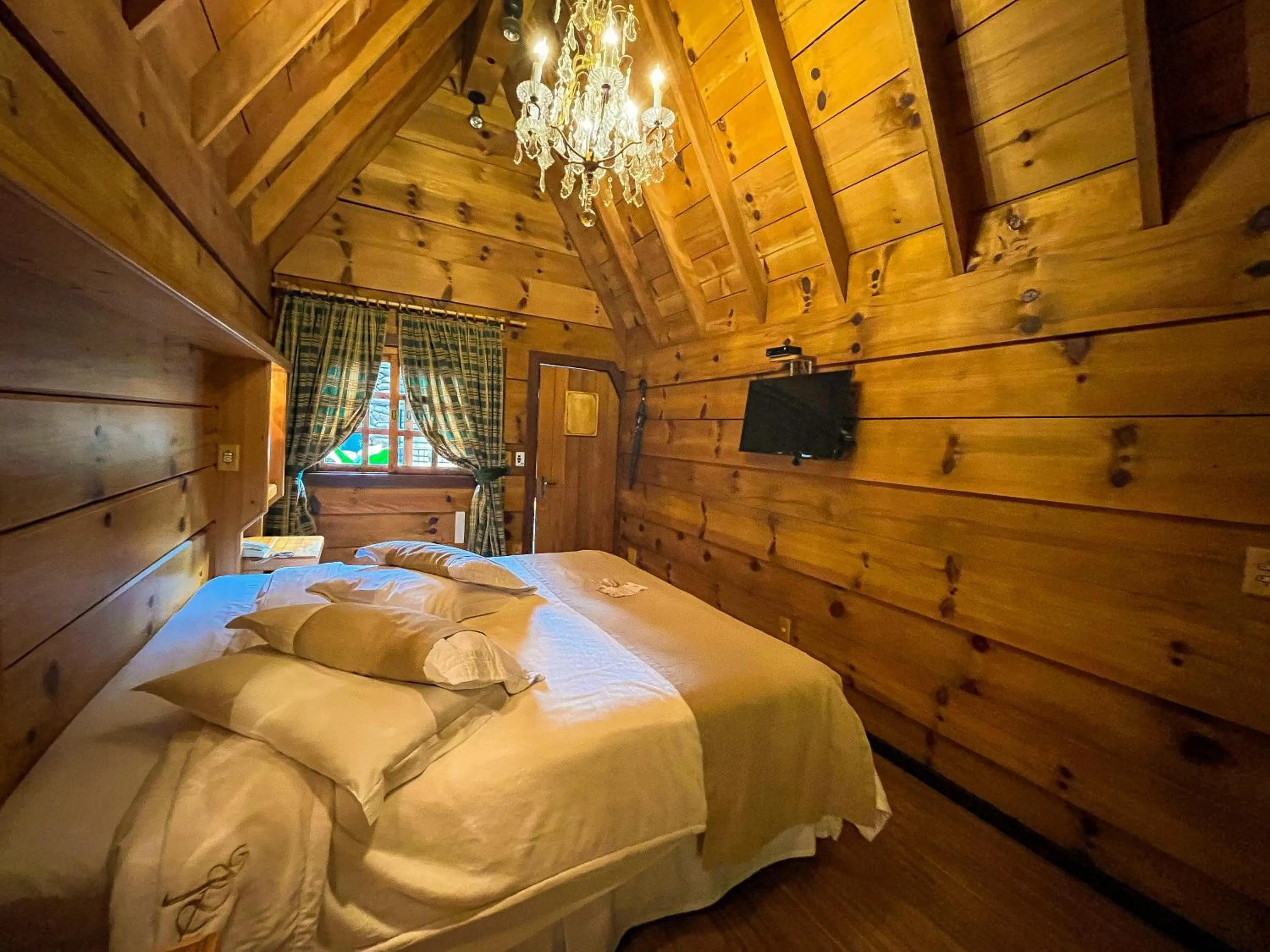 Bedroom, Bed in Hotel Giardino Di Pietra