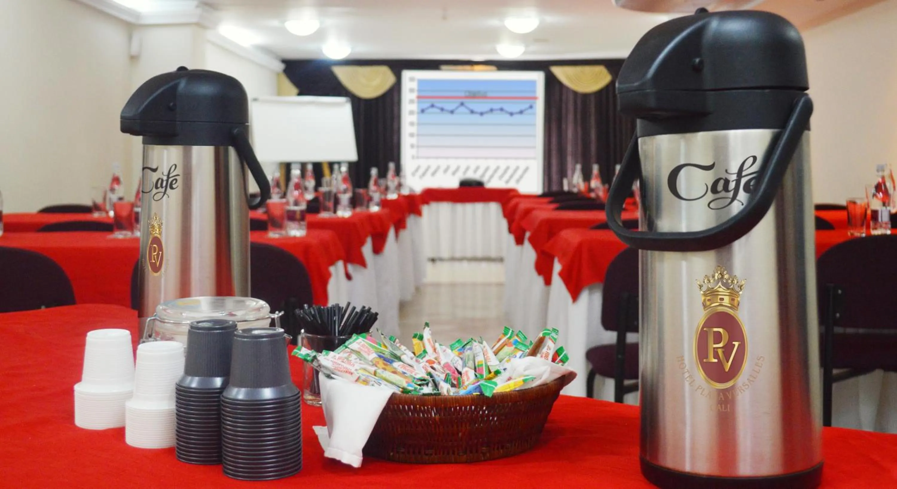 Meeting/conference room in Hotel Plaza Versalles