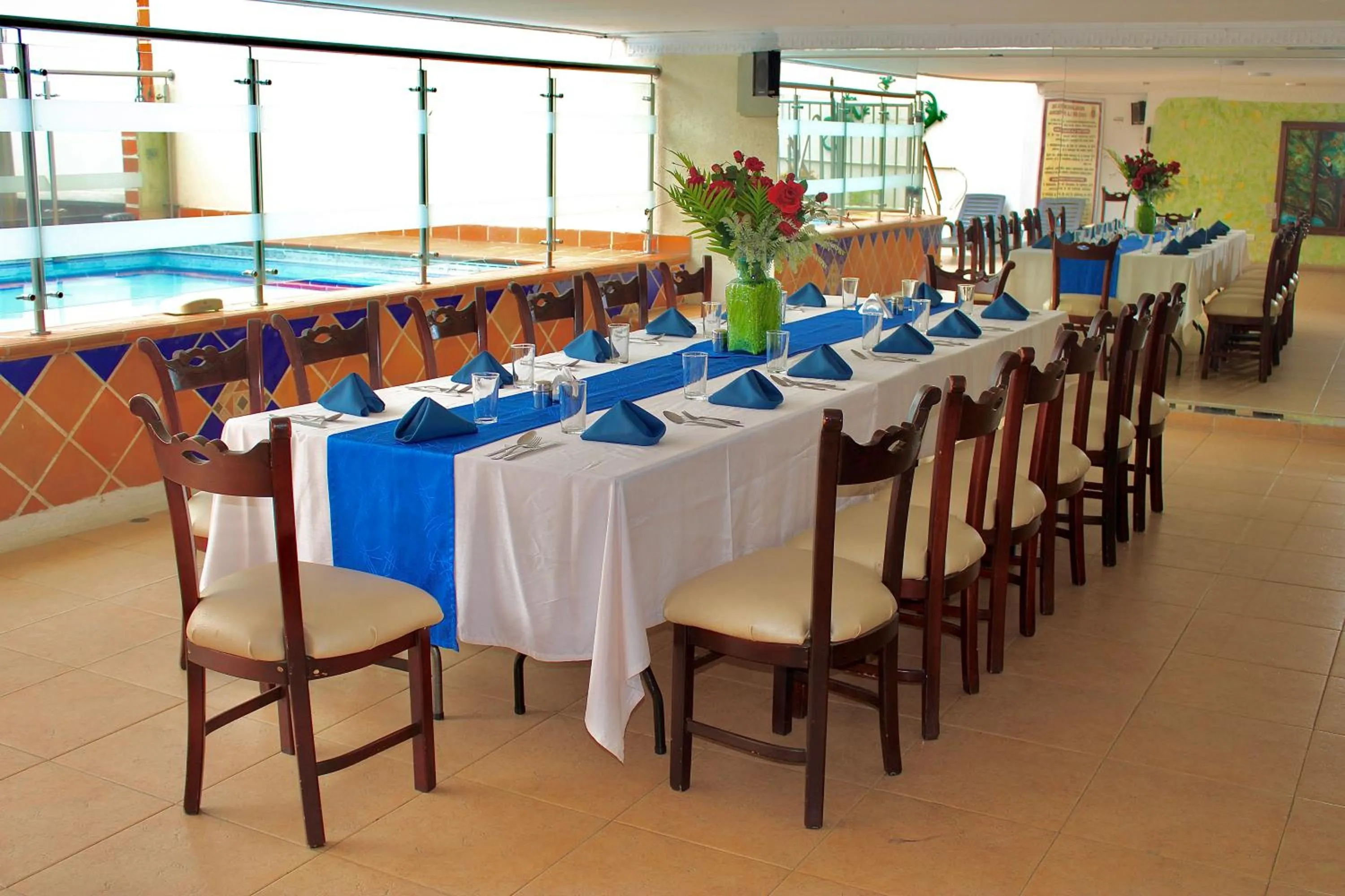Meeting/conference room in Hotel Plaza Versalles