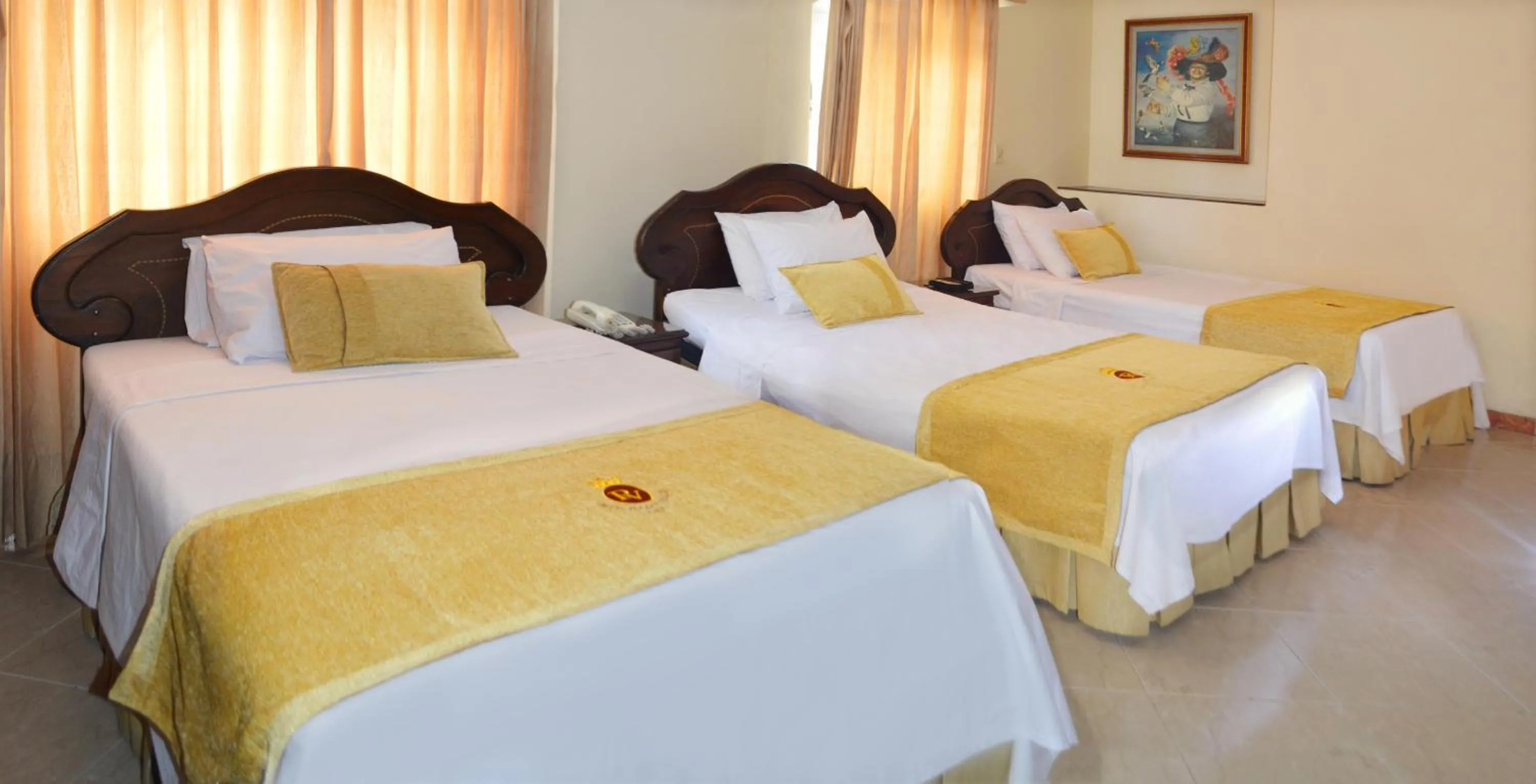 Bed in Hotel Plaza Versalles