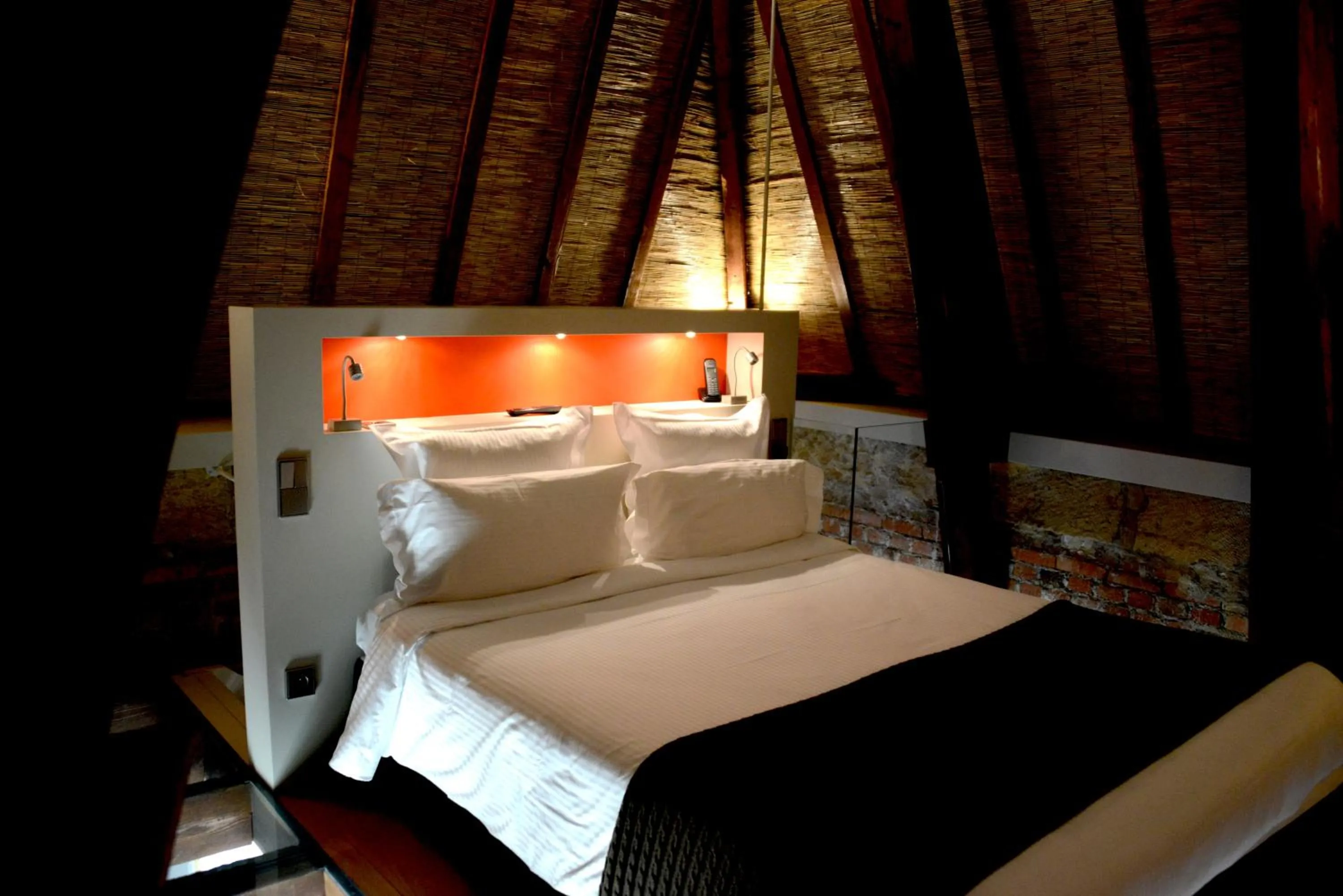 Breakfast, Bed in Château de Champlong Table Hôtel **** Golf & Spa