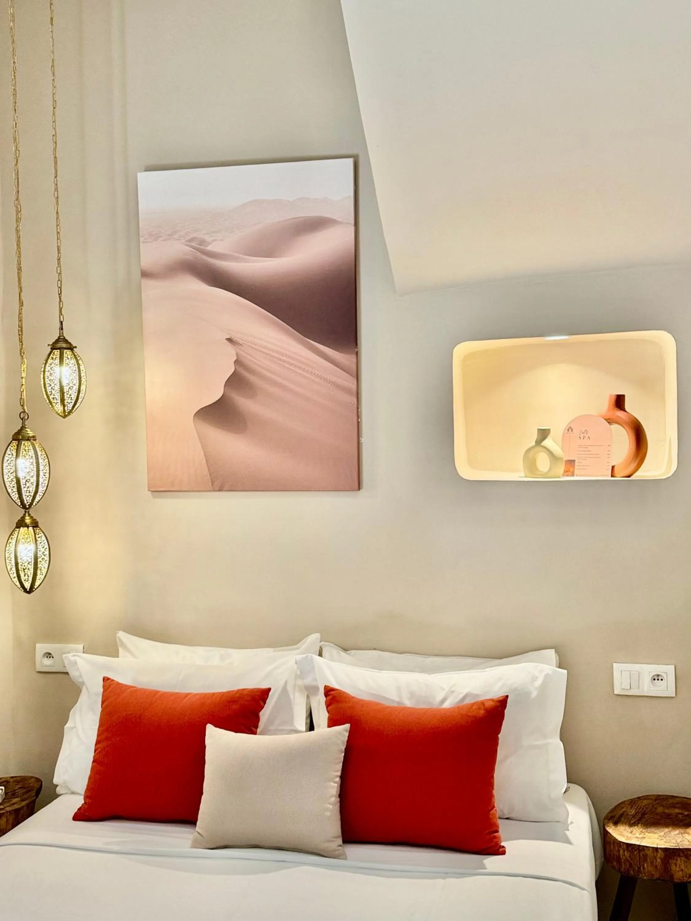 Bed in Riad Dar Alif & SPA