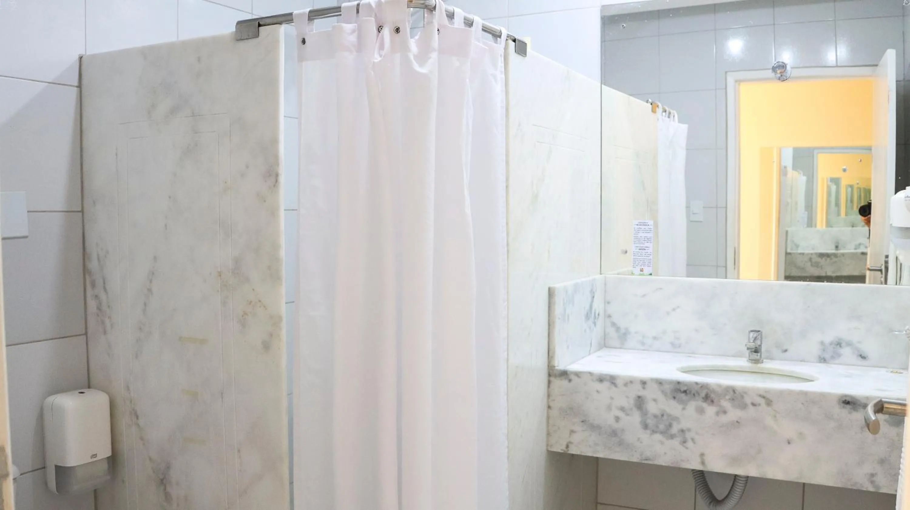 Bathroom in Hotel do Grande Rio