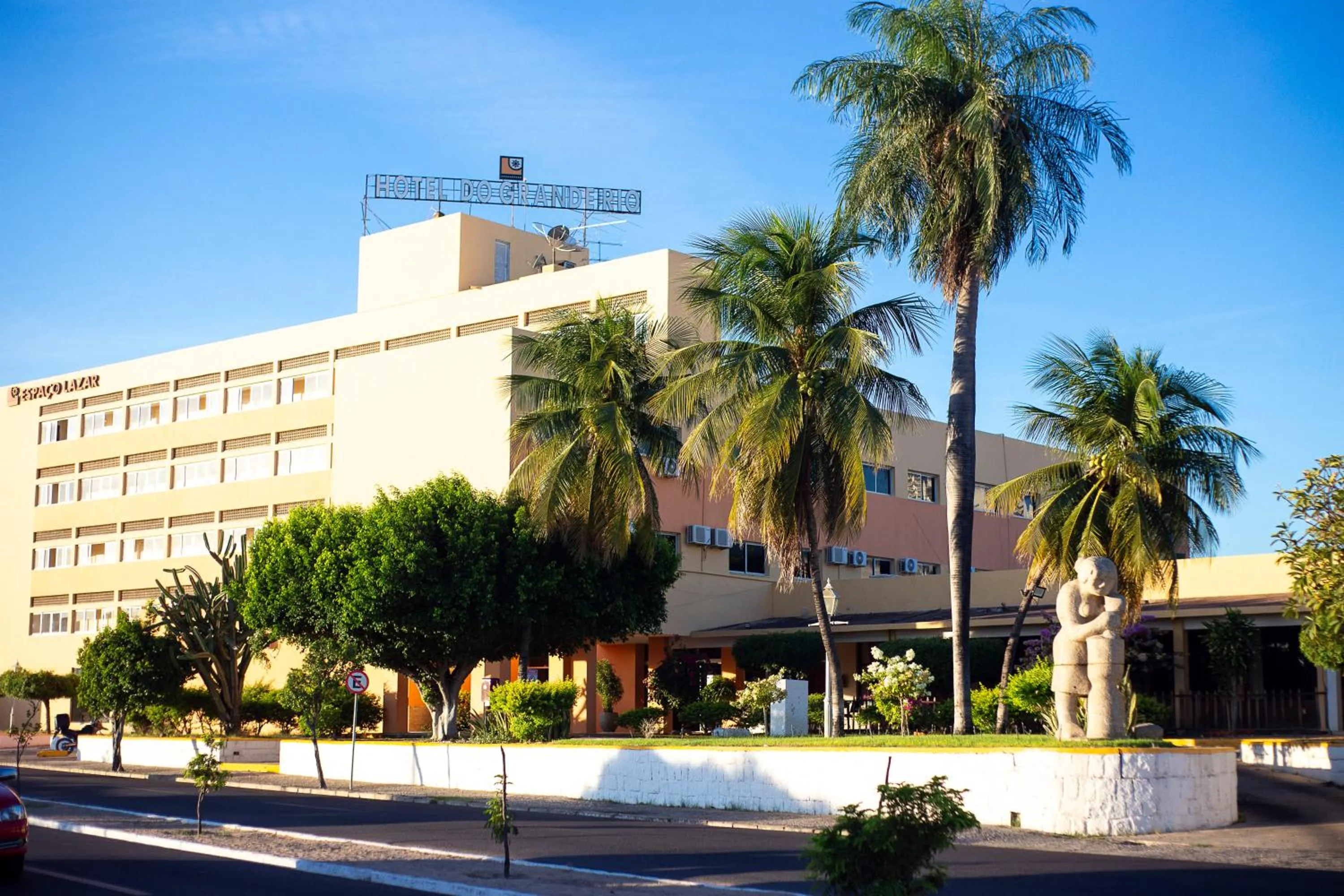 Property building in Hotel do Grande Rio