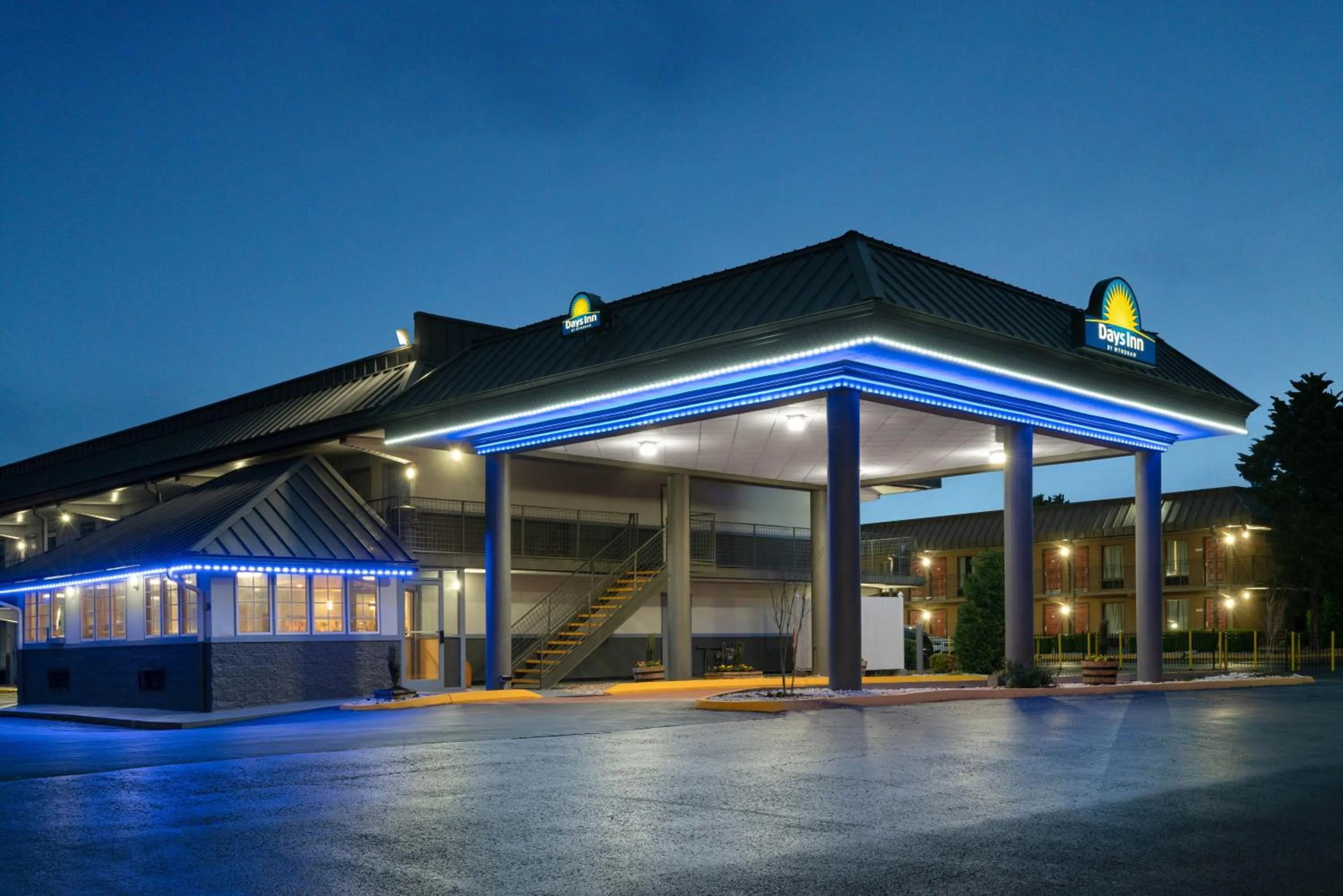 Property building in Days Inn by Wyndham Knoxville North