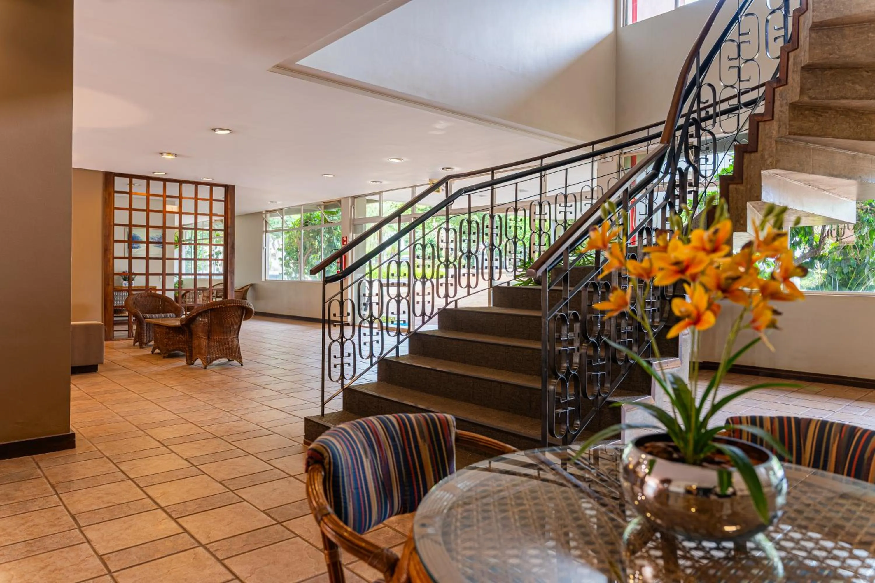 Lobby or reception in Hotel Deville Express Guaira