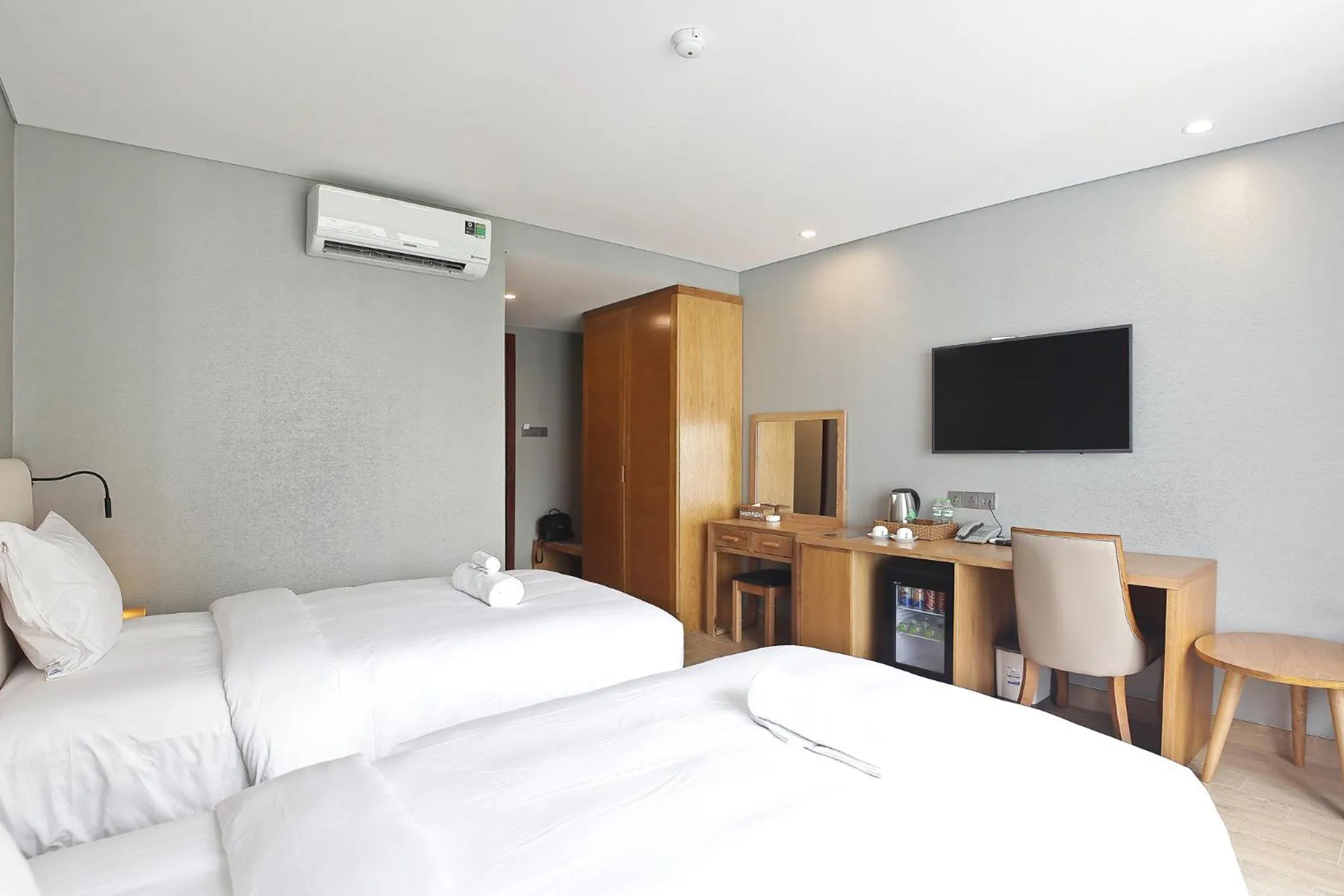 Bed in Imperial Saigon hotel