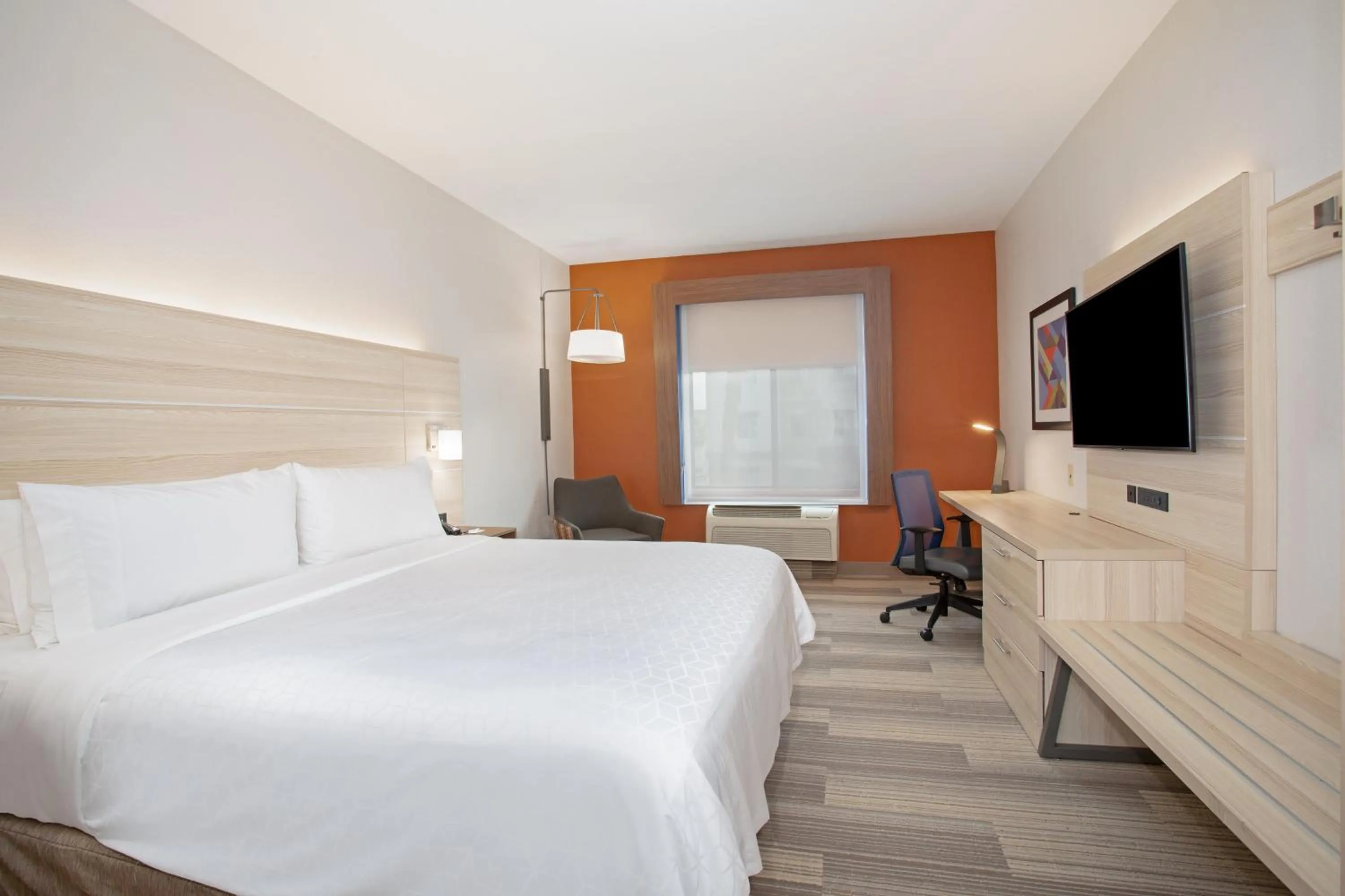 Photo of the whole room, Bed in Holiday Inn Express & Suites Phoenix Glendale Dist by IHG
