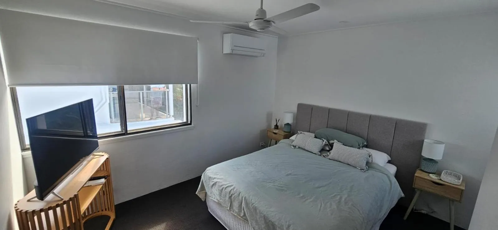 Bed in Le Court Villas