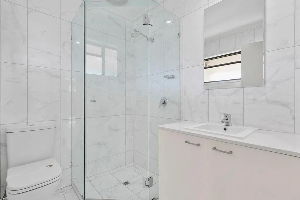 Shower in Le Court Villas
