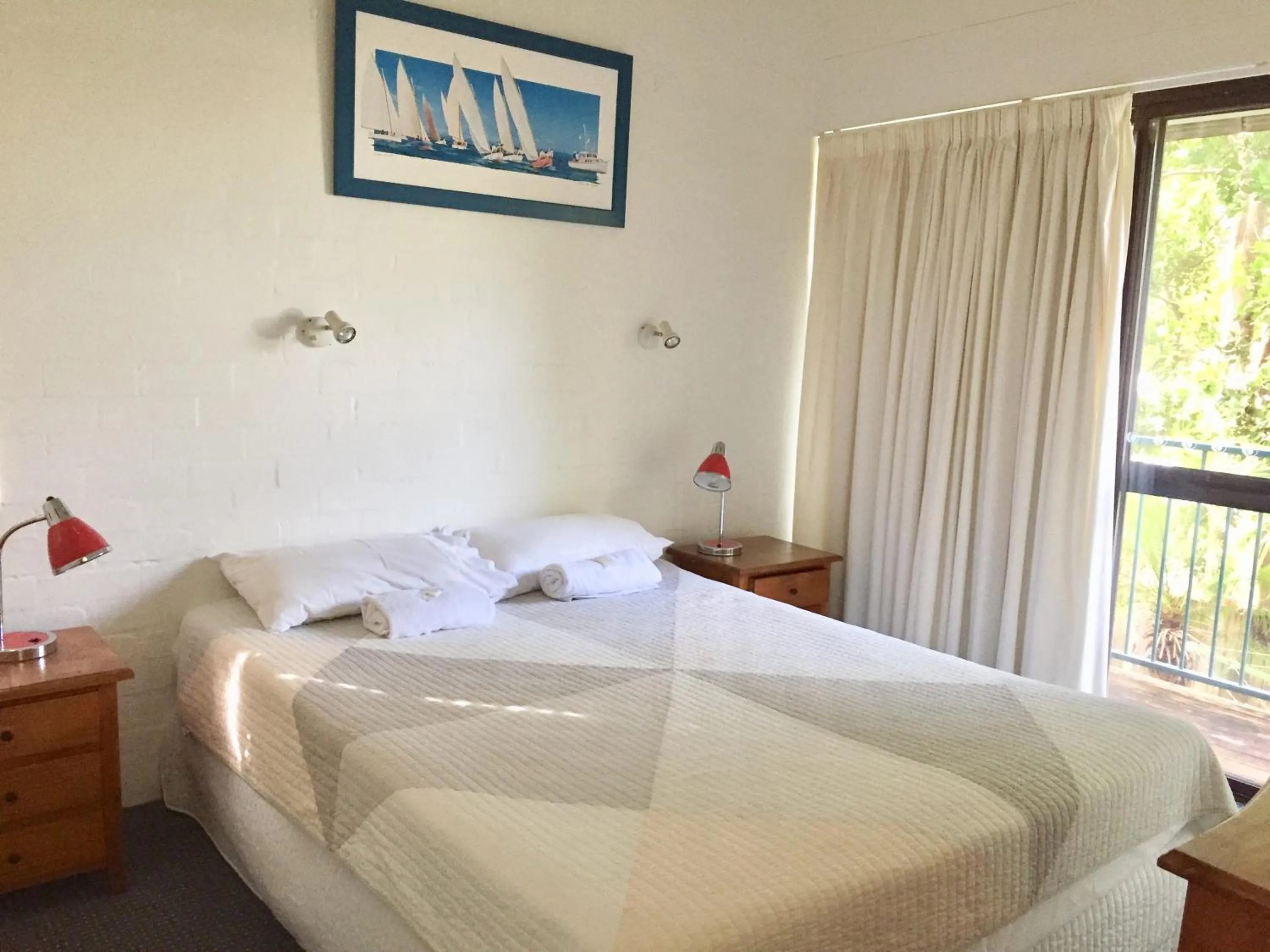 Bed in Le Court Villas