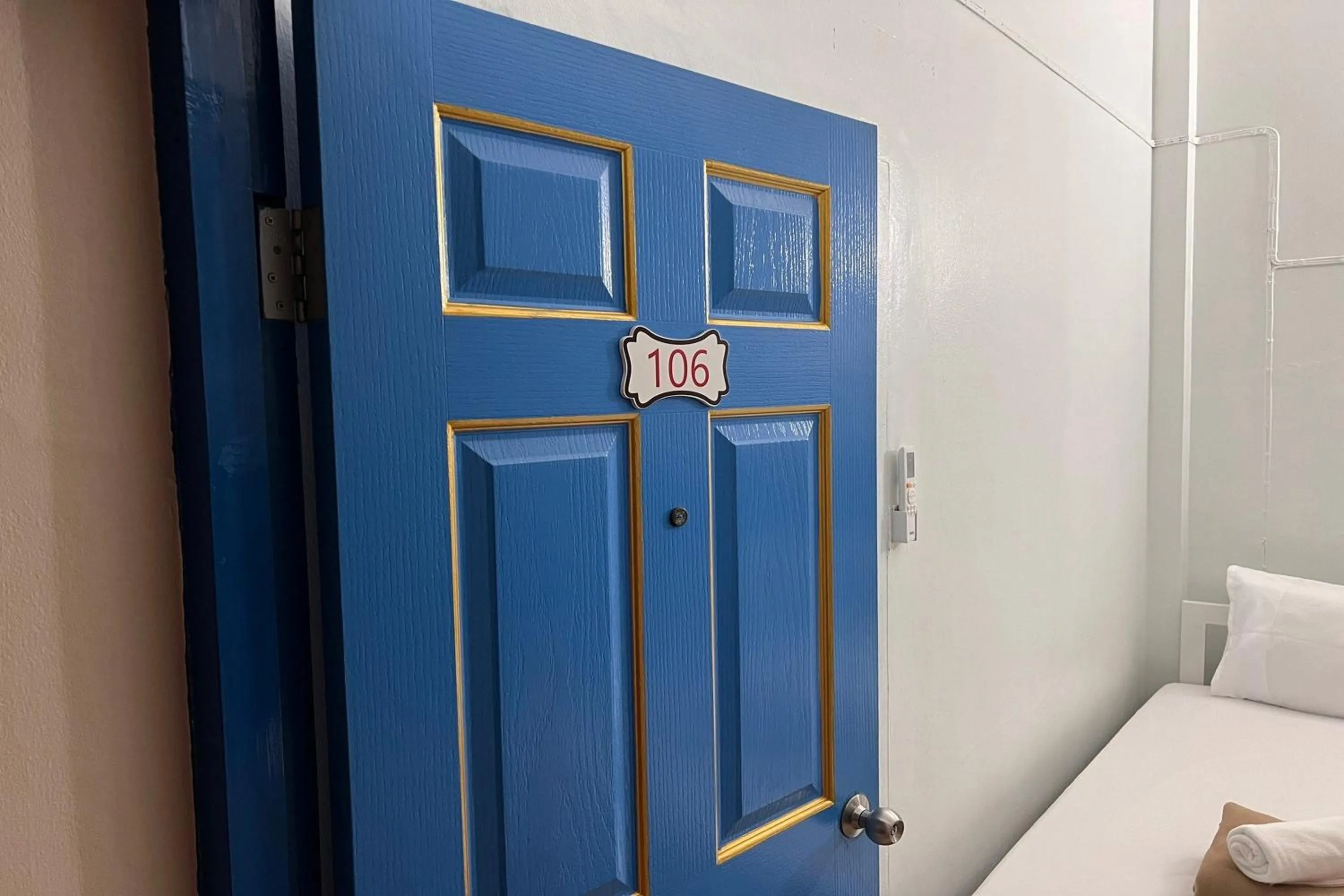 Bedroom, Bed in Phuket Old Town Hostel