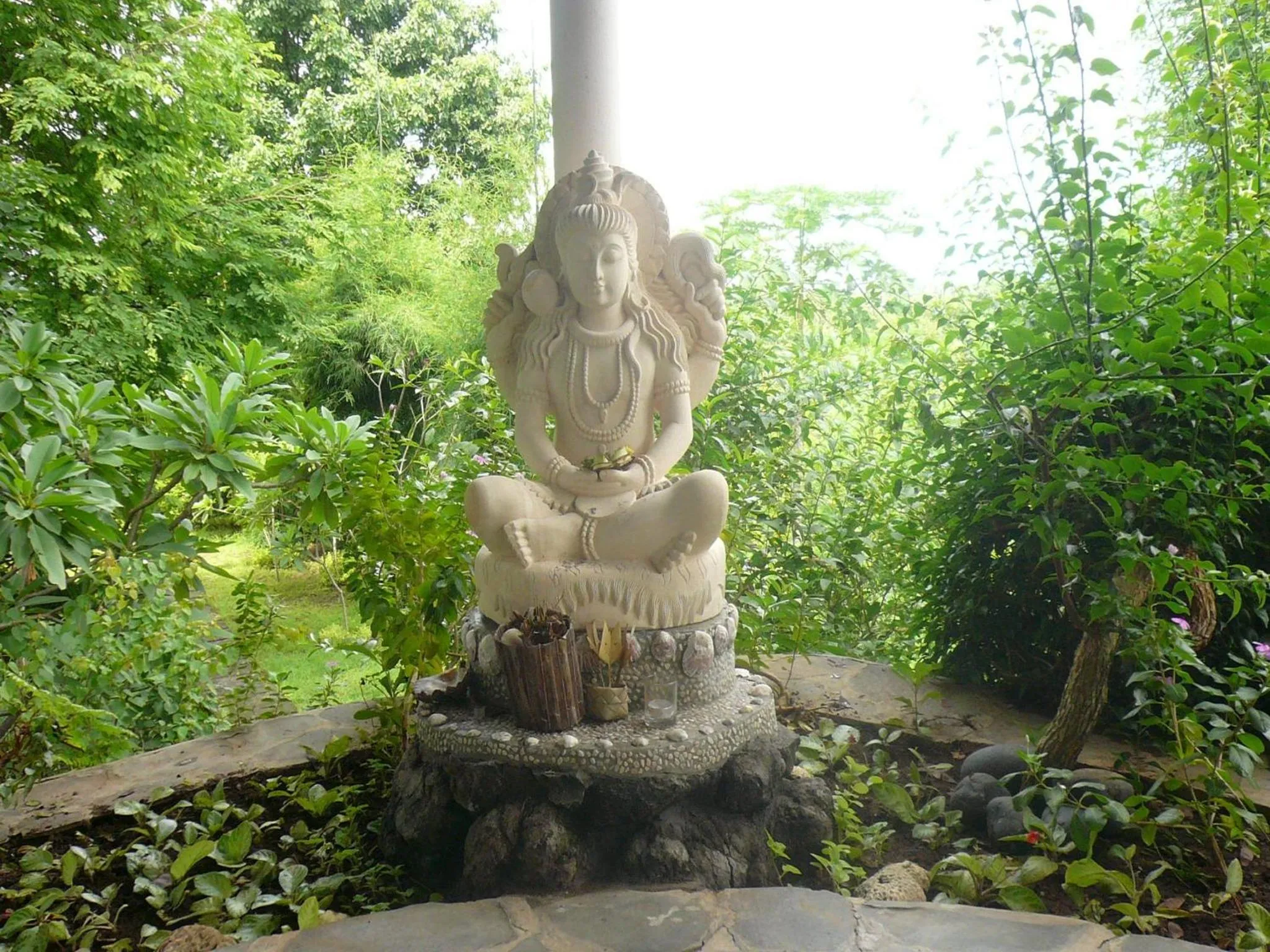 Garden in Sananda Bungalow