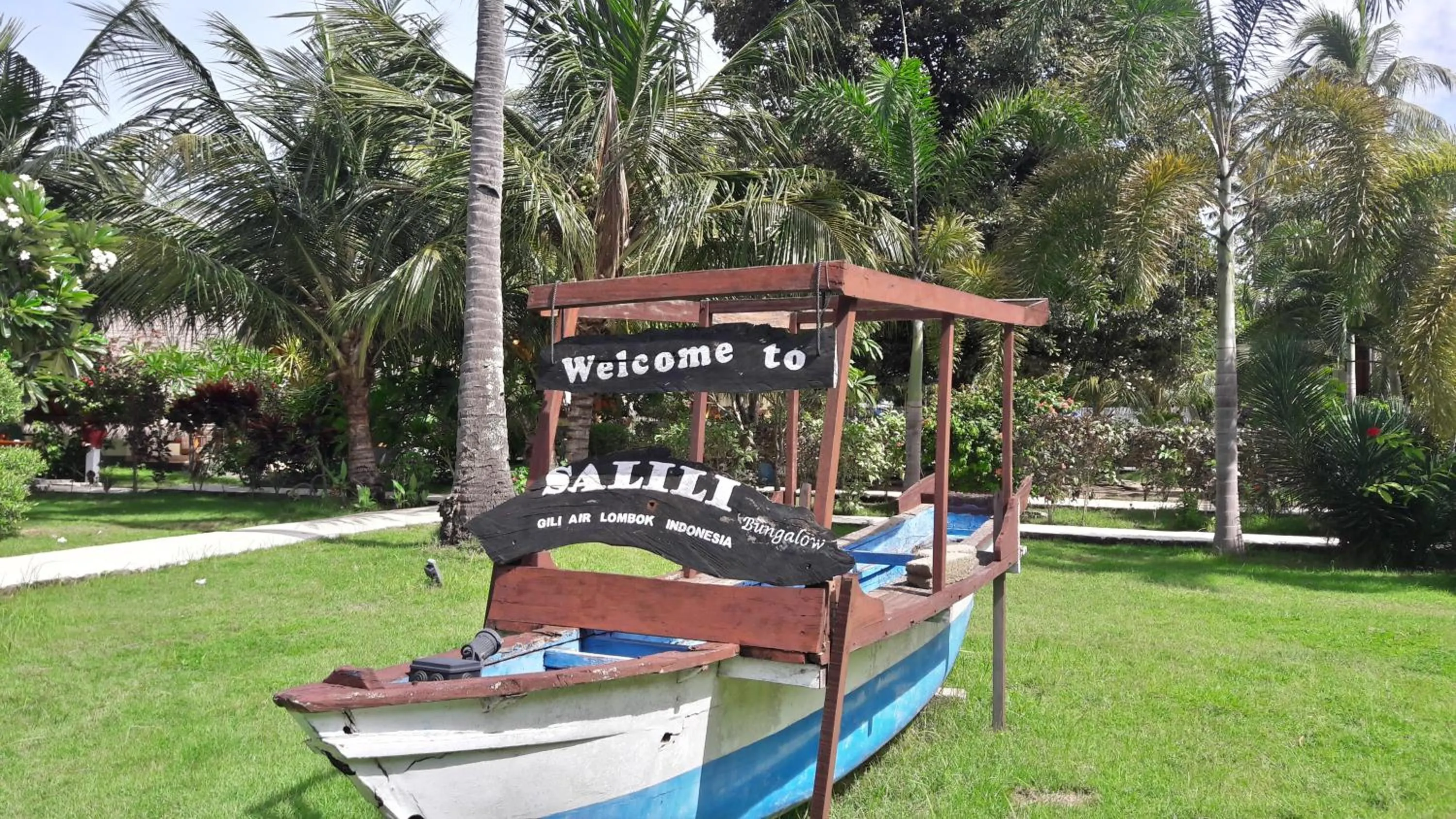 Children play ground in Salili Bungalow