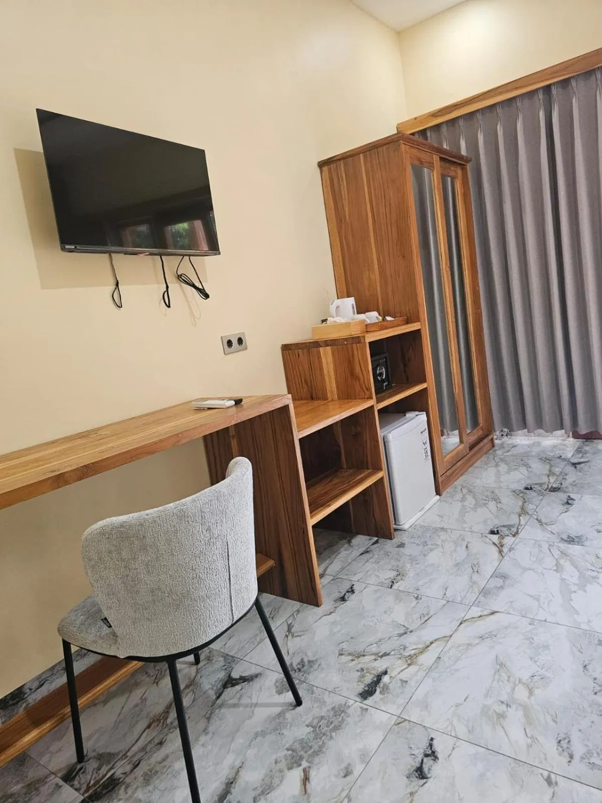 Bedroom in Salili Bungalow