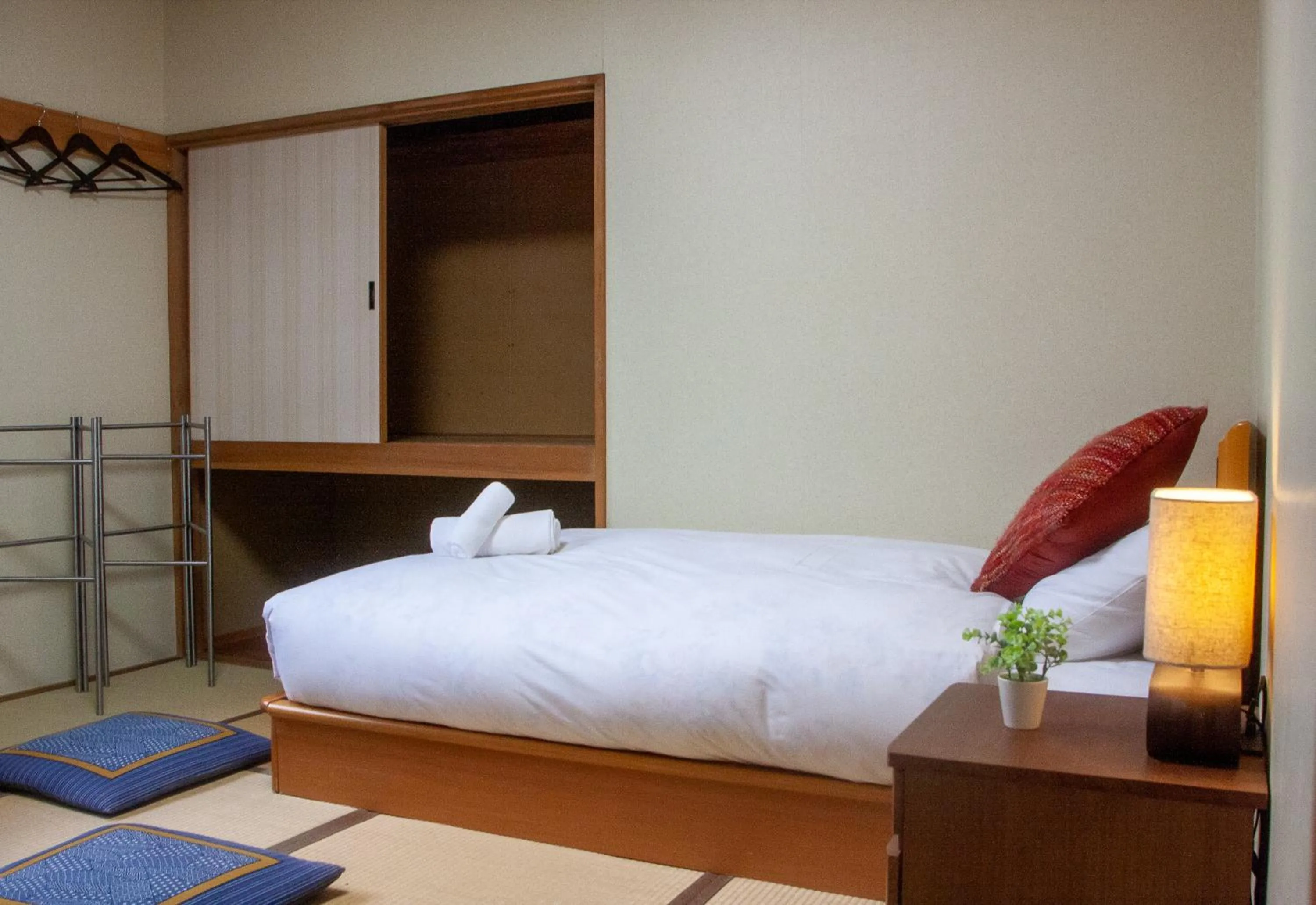 Bed in Kizuna Lodge & BBQ Centre