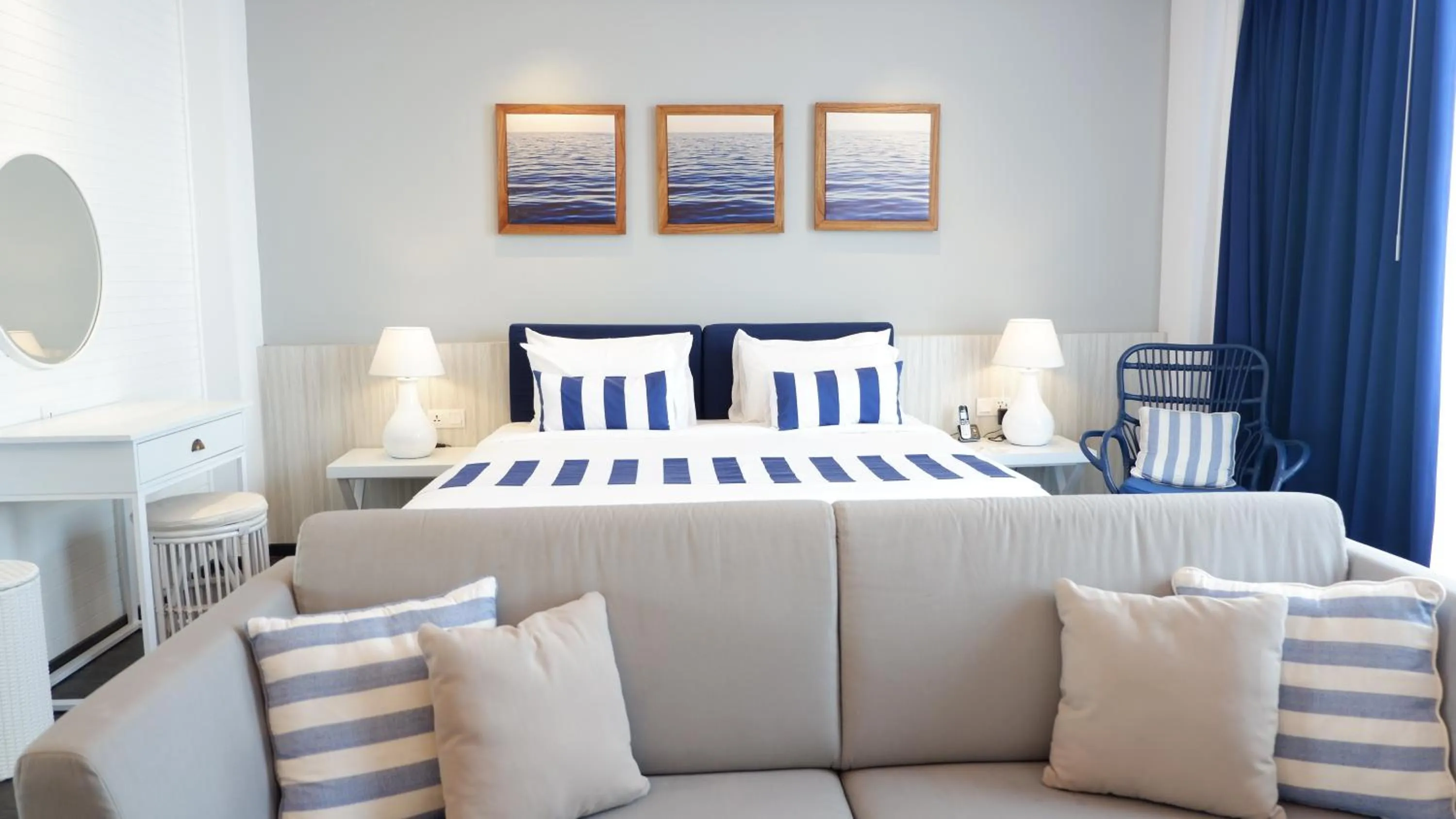 Bed in Swiss-Belresort Belitung