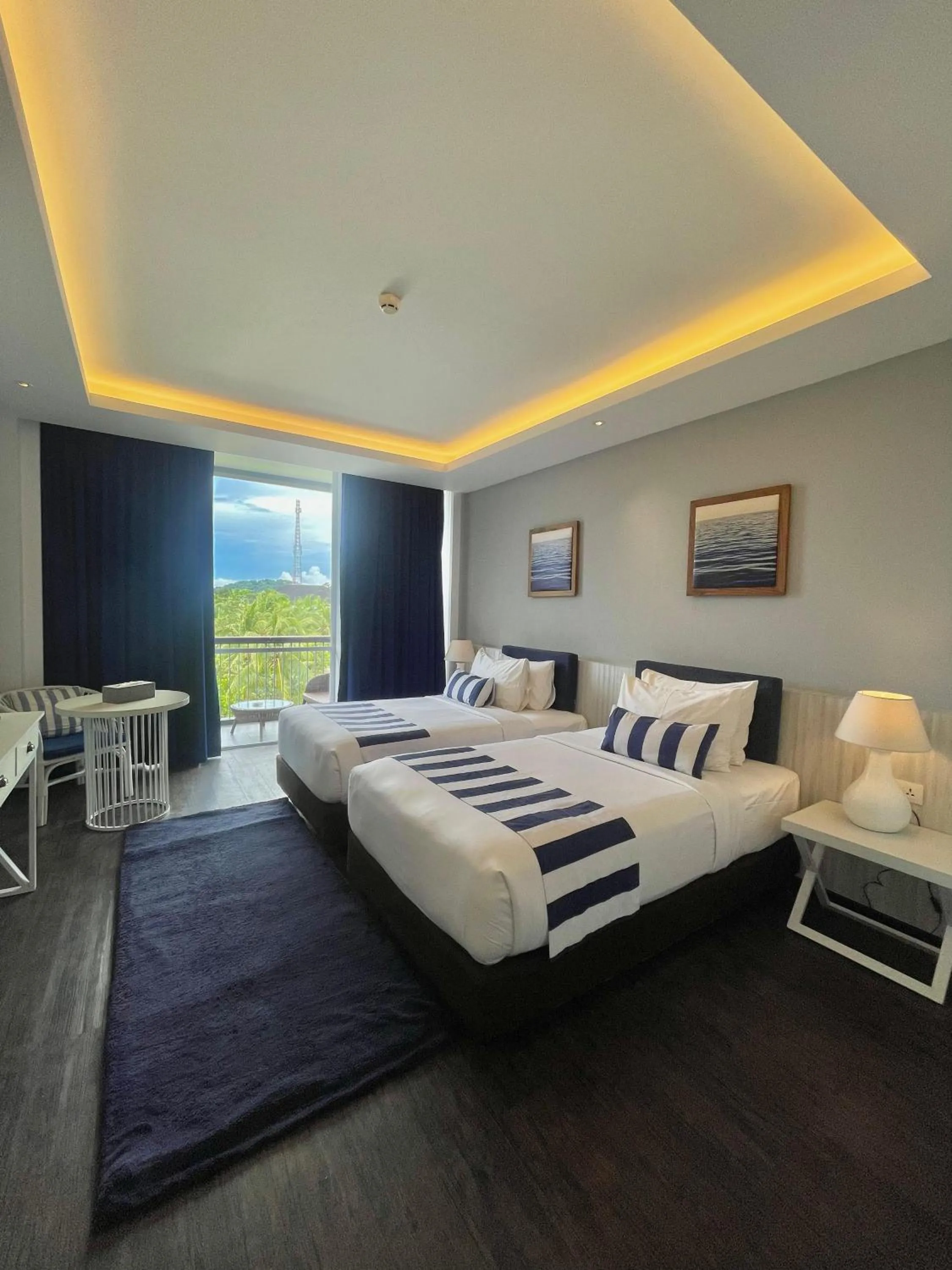 Bedroom, Bed in Swiss-Belresort Belitung