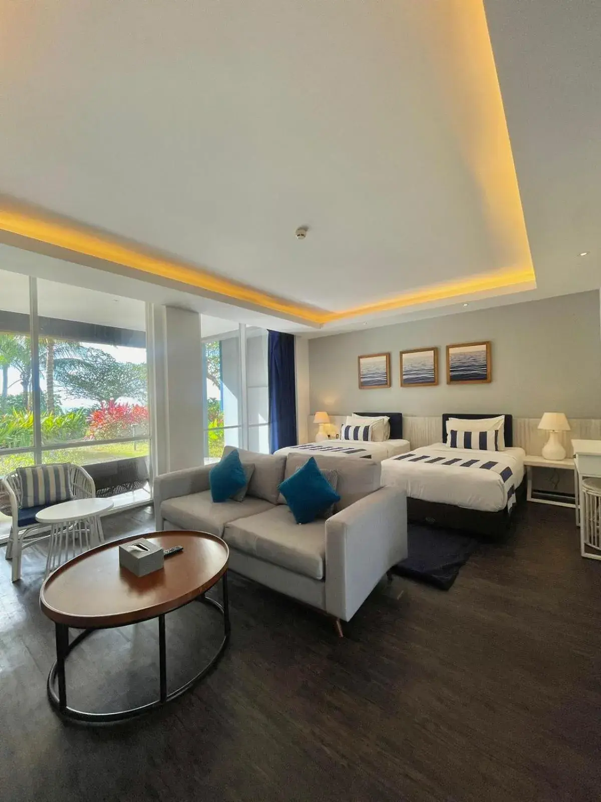 Grand Deluxe Twin Room in Swiss-Belresort Belitung Grand Deluxe Twin Room in Swiss-Belresort Belitung