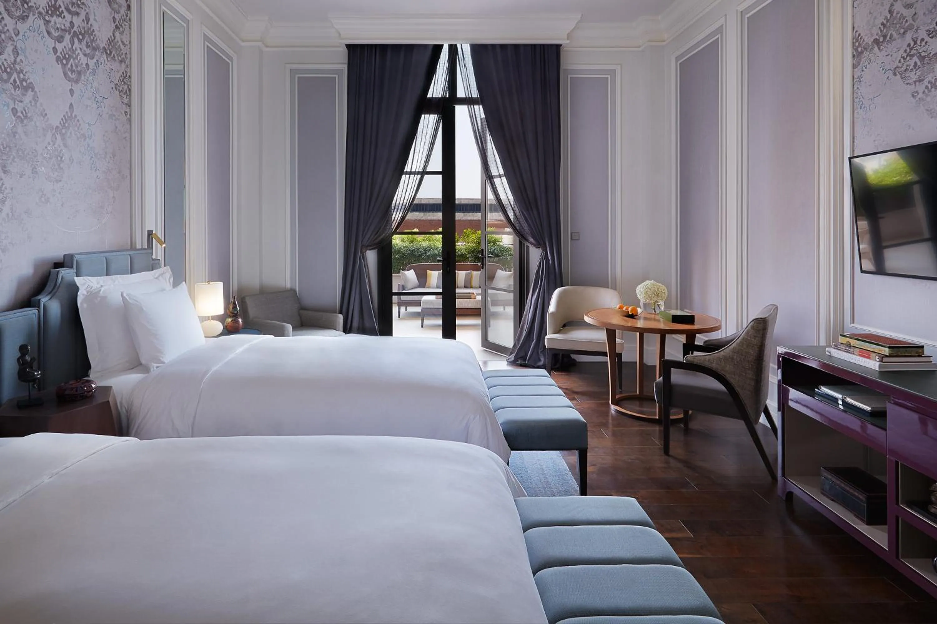 Bed in The ERAVATI Sule Grand Yangon