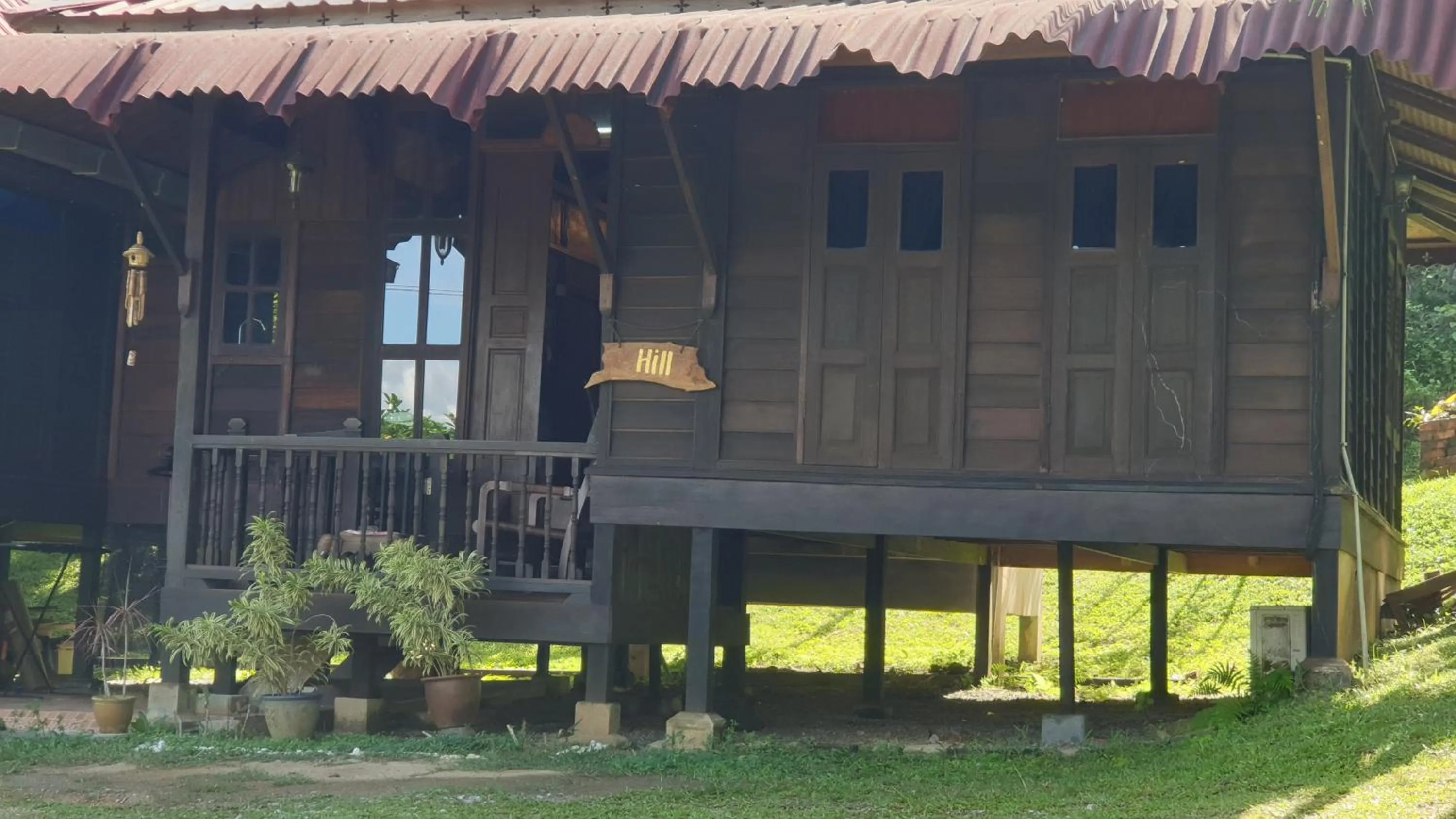 Property building in Fox Hill