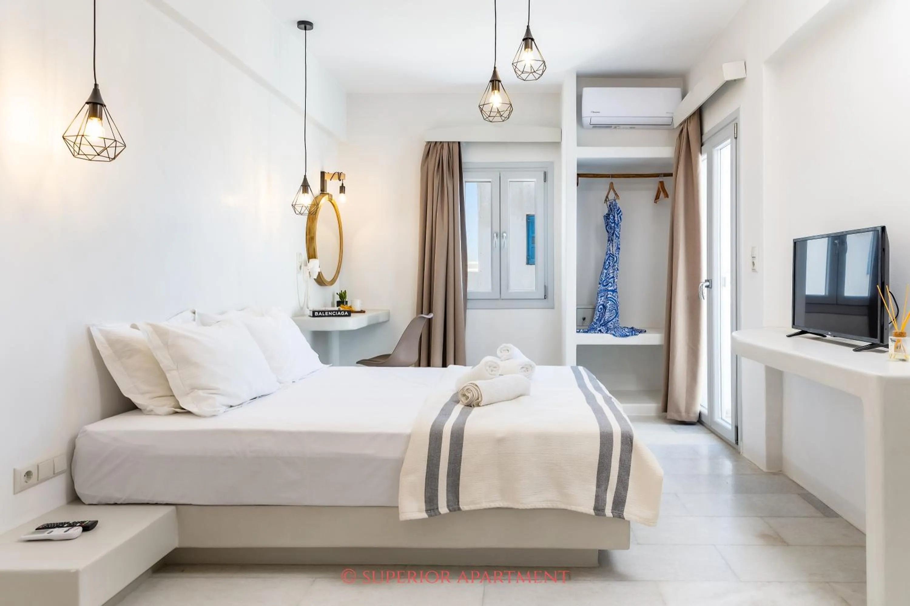 Bedroom, Bed in Korali Garden