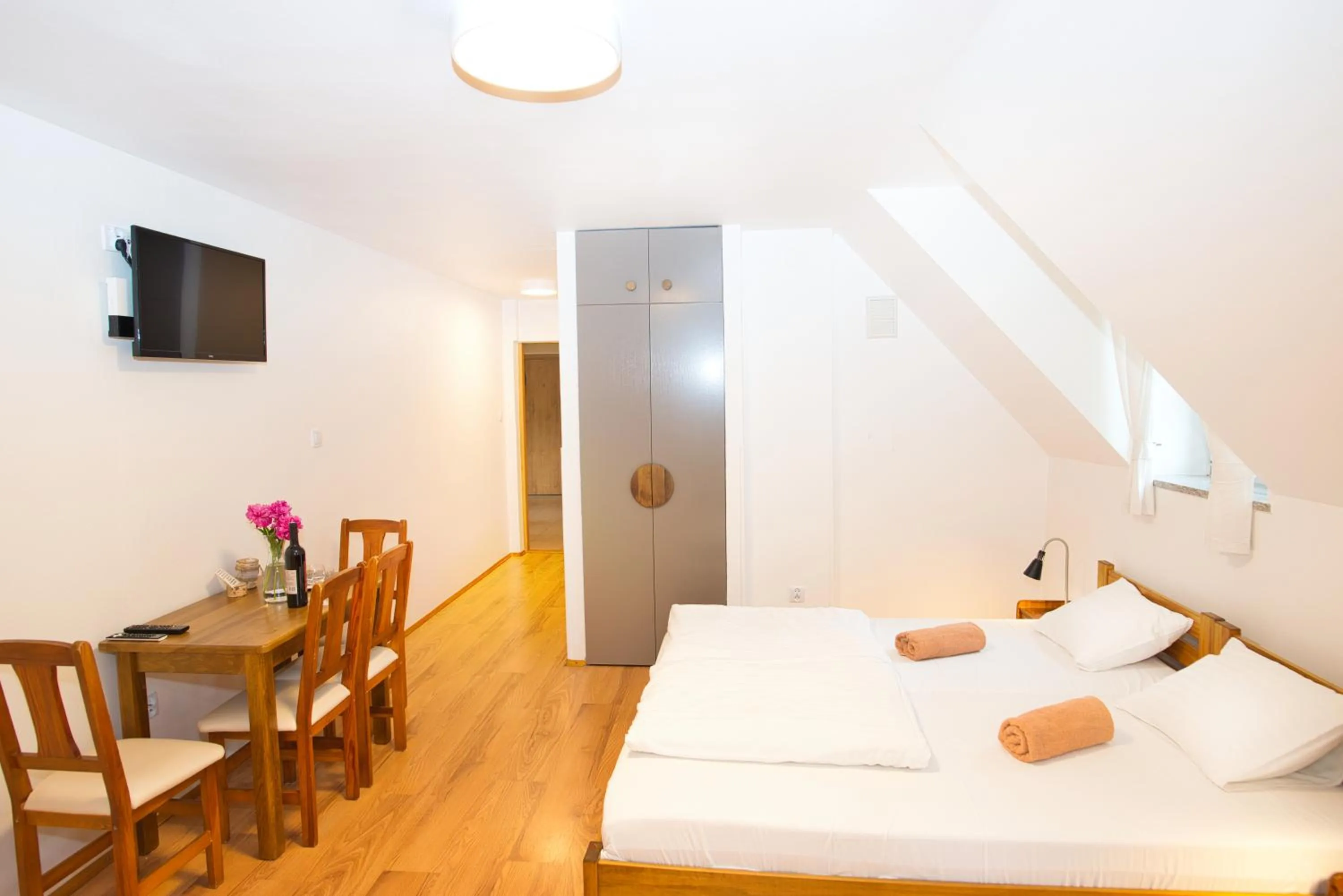 Bed in Gościniec Pięciu Stawów