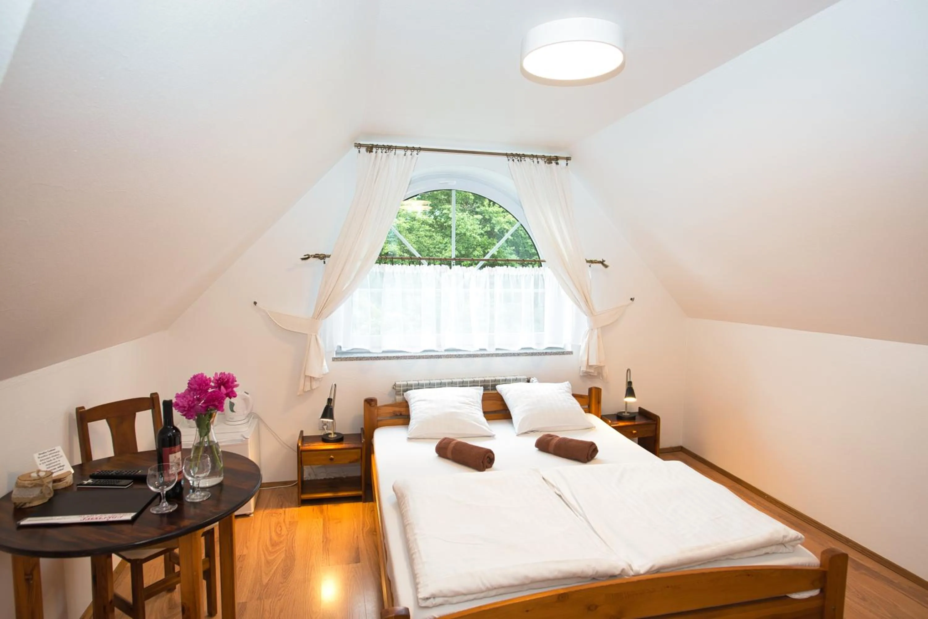 Bed in Gościniec Pięciu Stawów