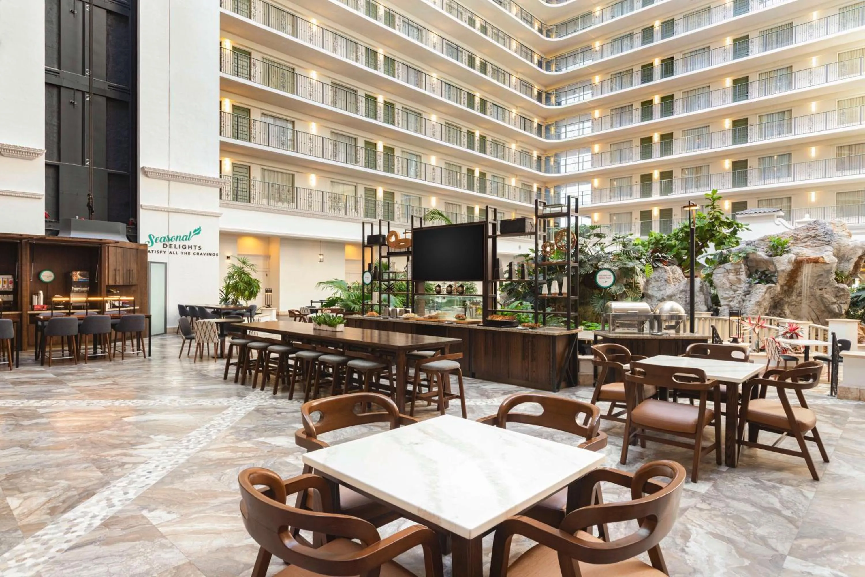 Breakfast in Embassy Suites by Hilton Fort Lauderdale 17th Street