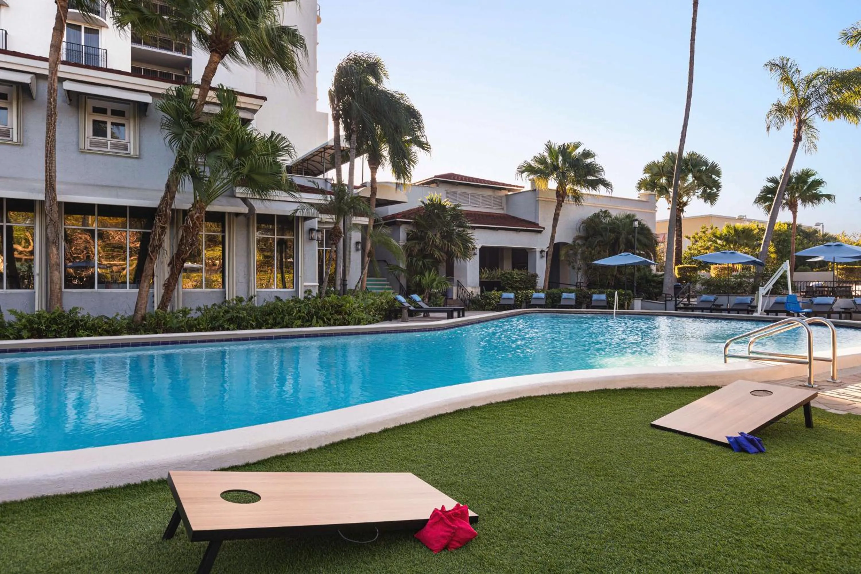 Pool view in Embassy Suites by Hilton Fort Lauderdale 17th Street