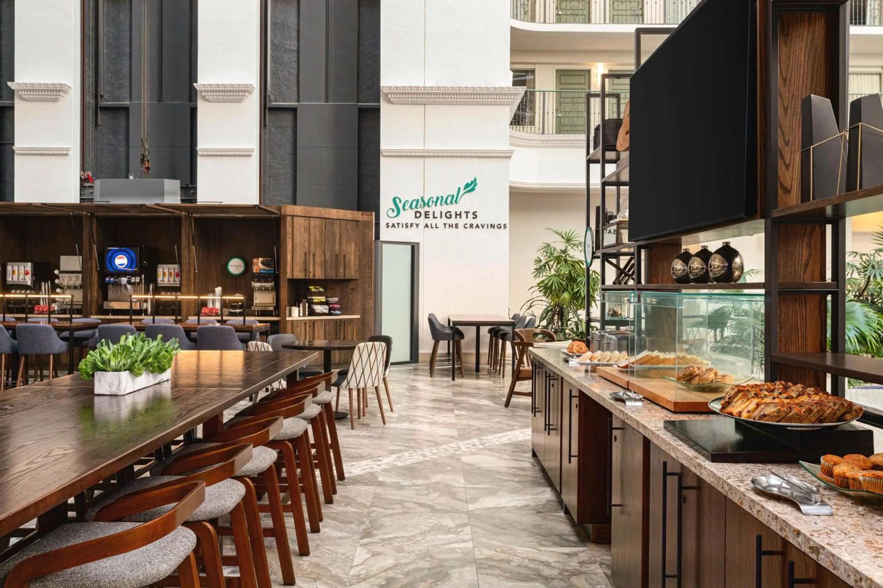 Breakfast in Embassy Suites by Hilton Fort Lauderdale 17th Street